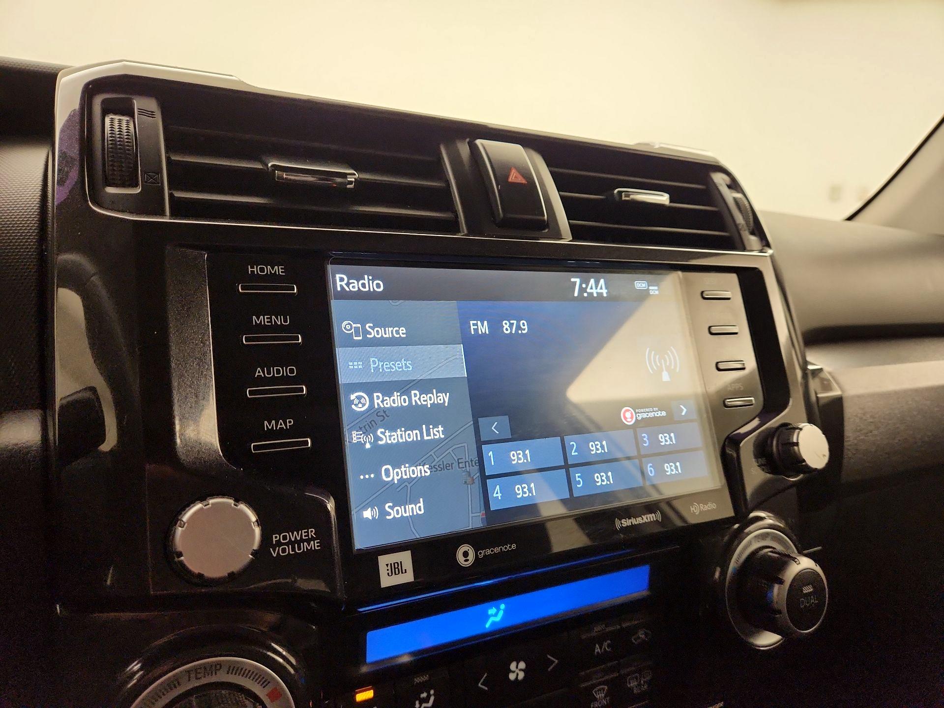 Thumbnail: 2021 Toyota 4Runner - 16