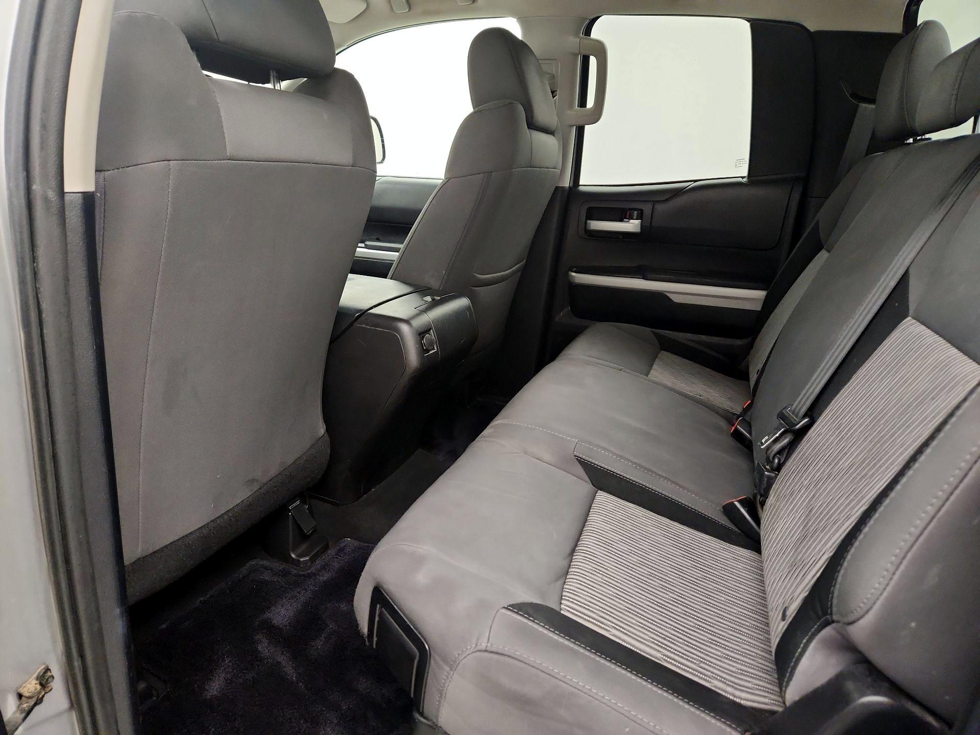Thumbnail: 2015 Toyota Tundra - 19