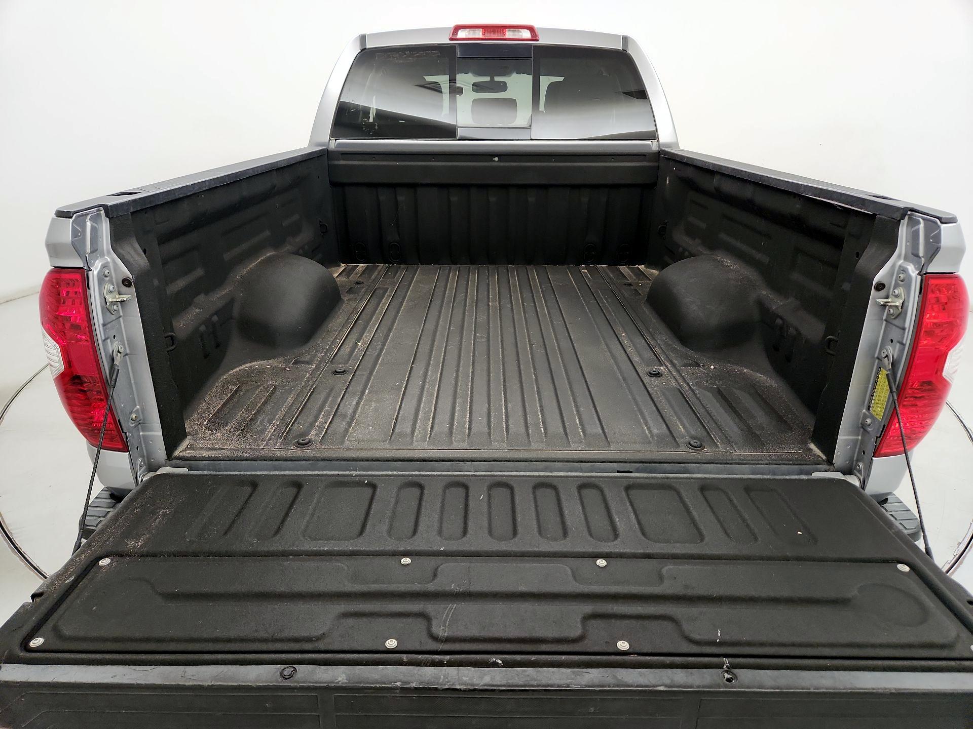 Thumbnail: 2015 Toyota Tundra - 20