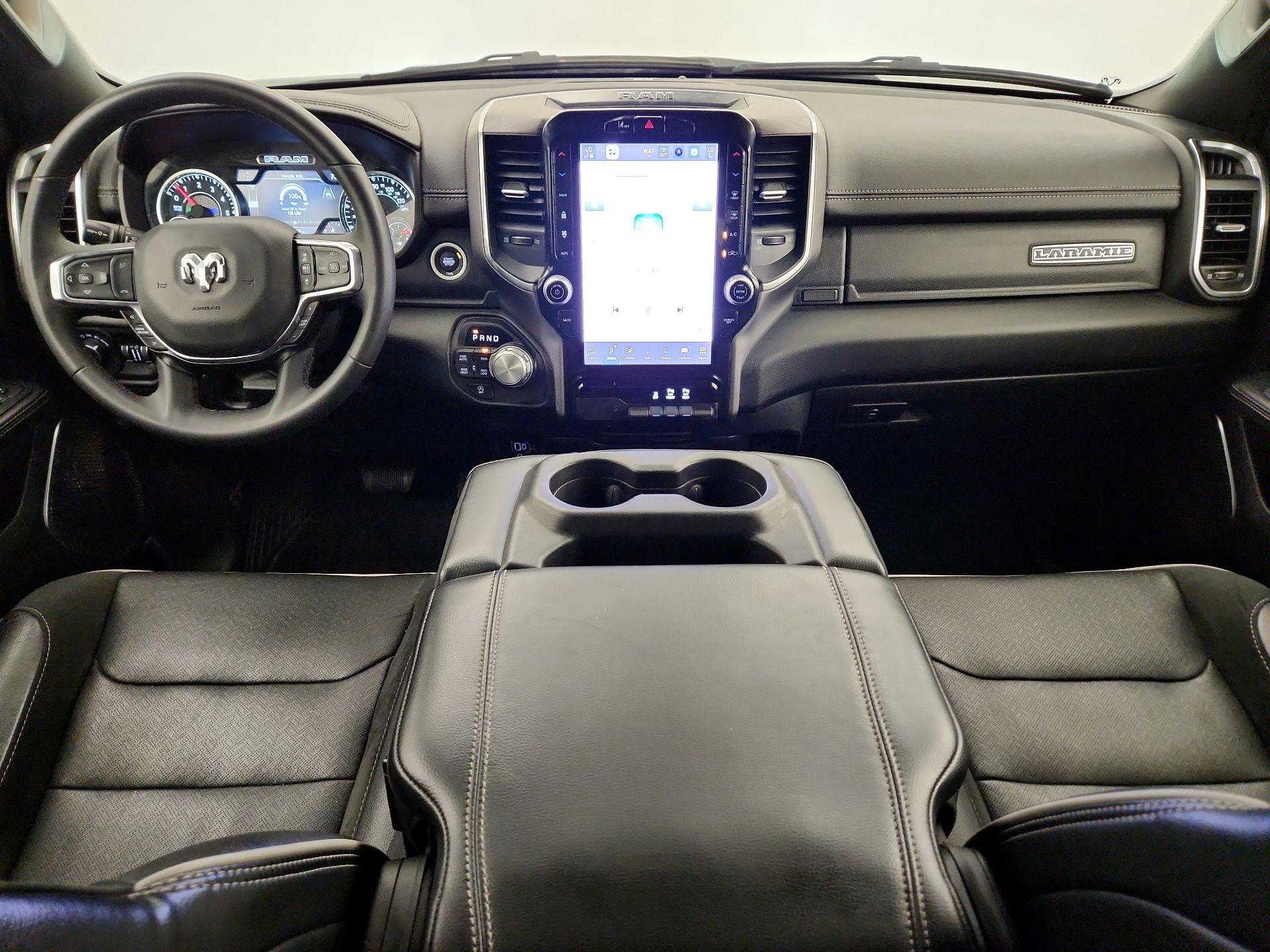 Thumbnail: 2025 RAM 1500 - 9