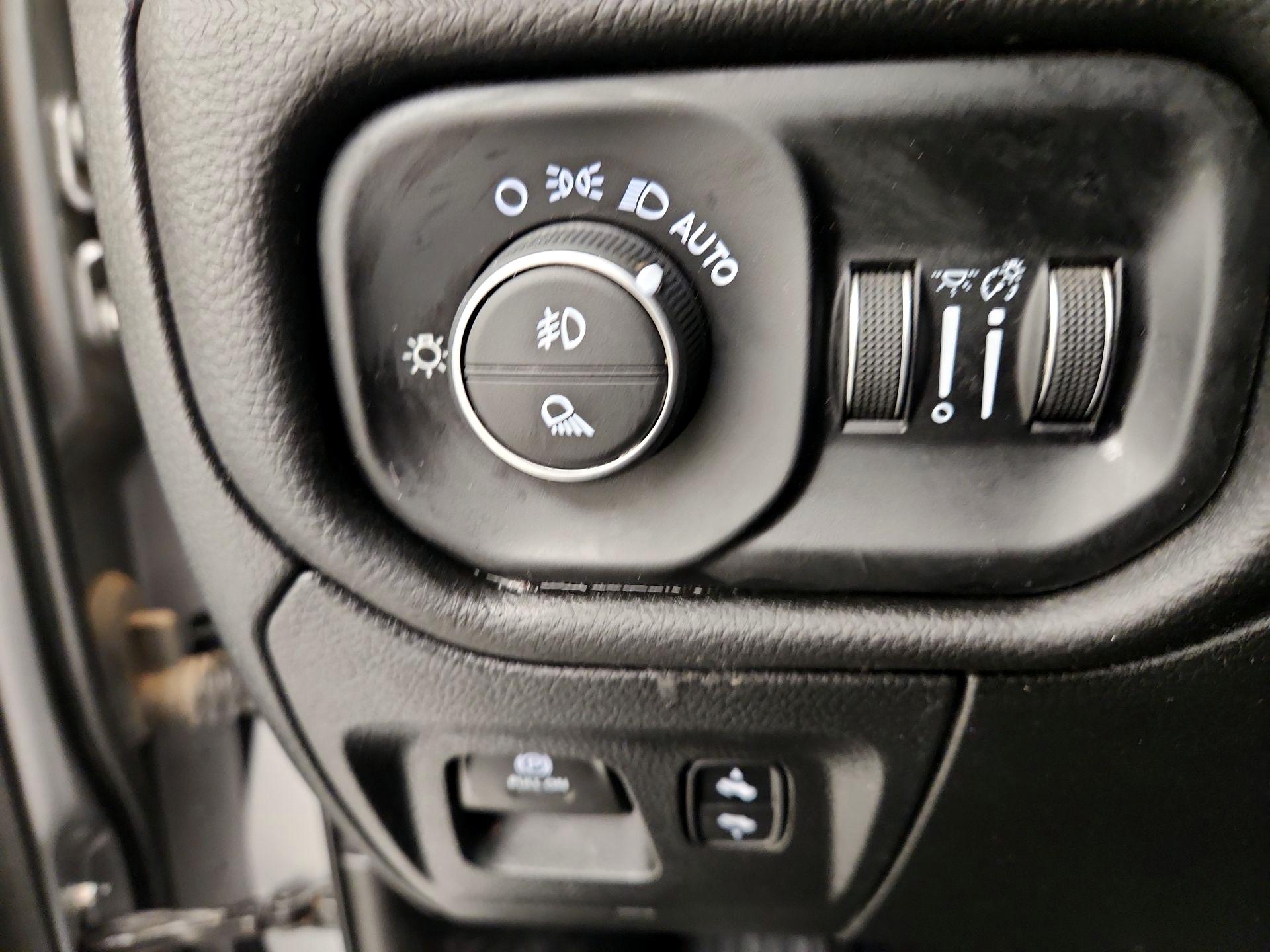 Thumbnail: 2025 RAM 1500 - 13