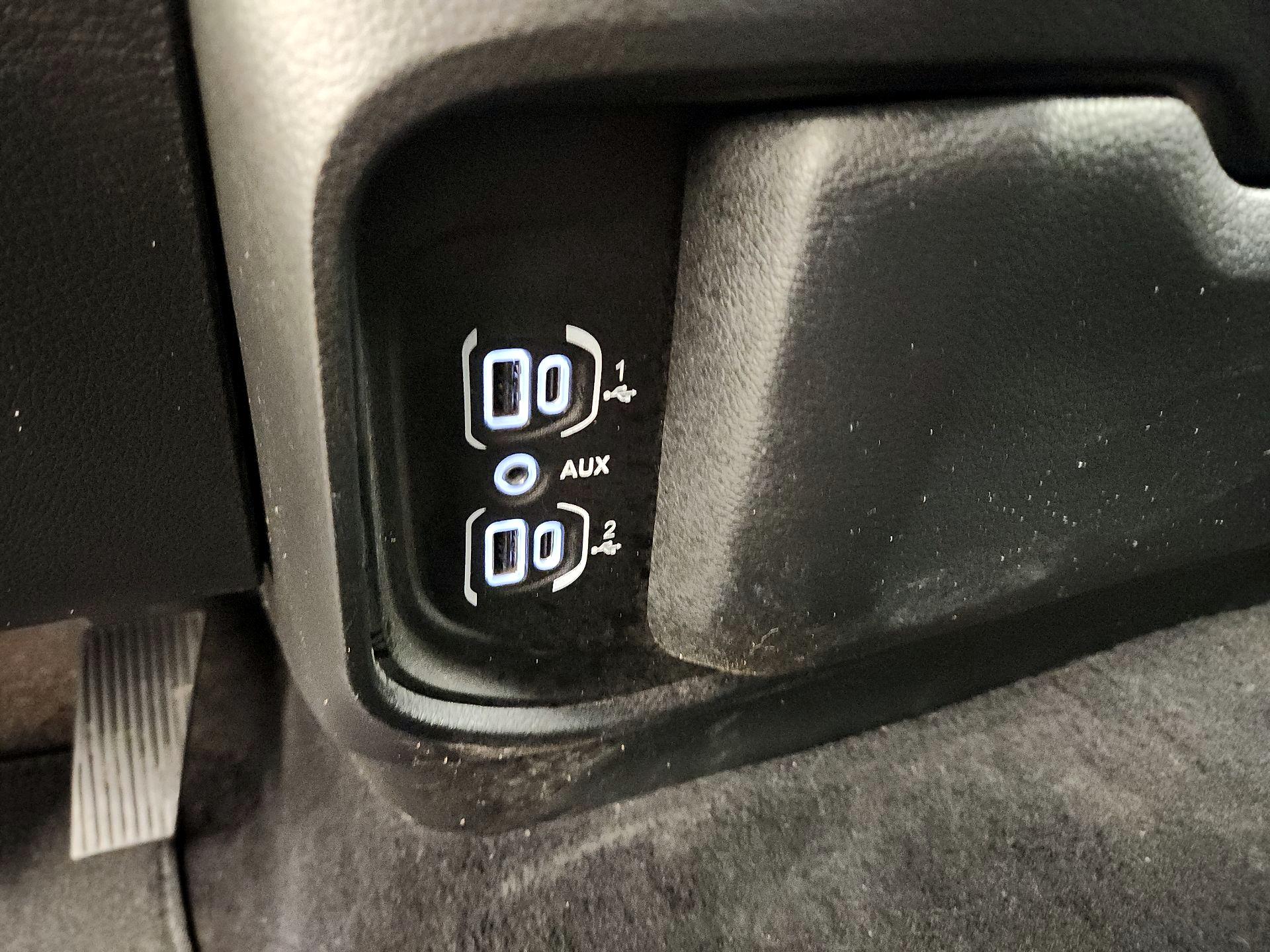 Thumbnail: 2025 RAM 1500 - 19