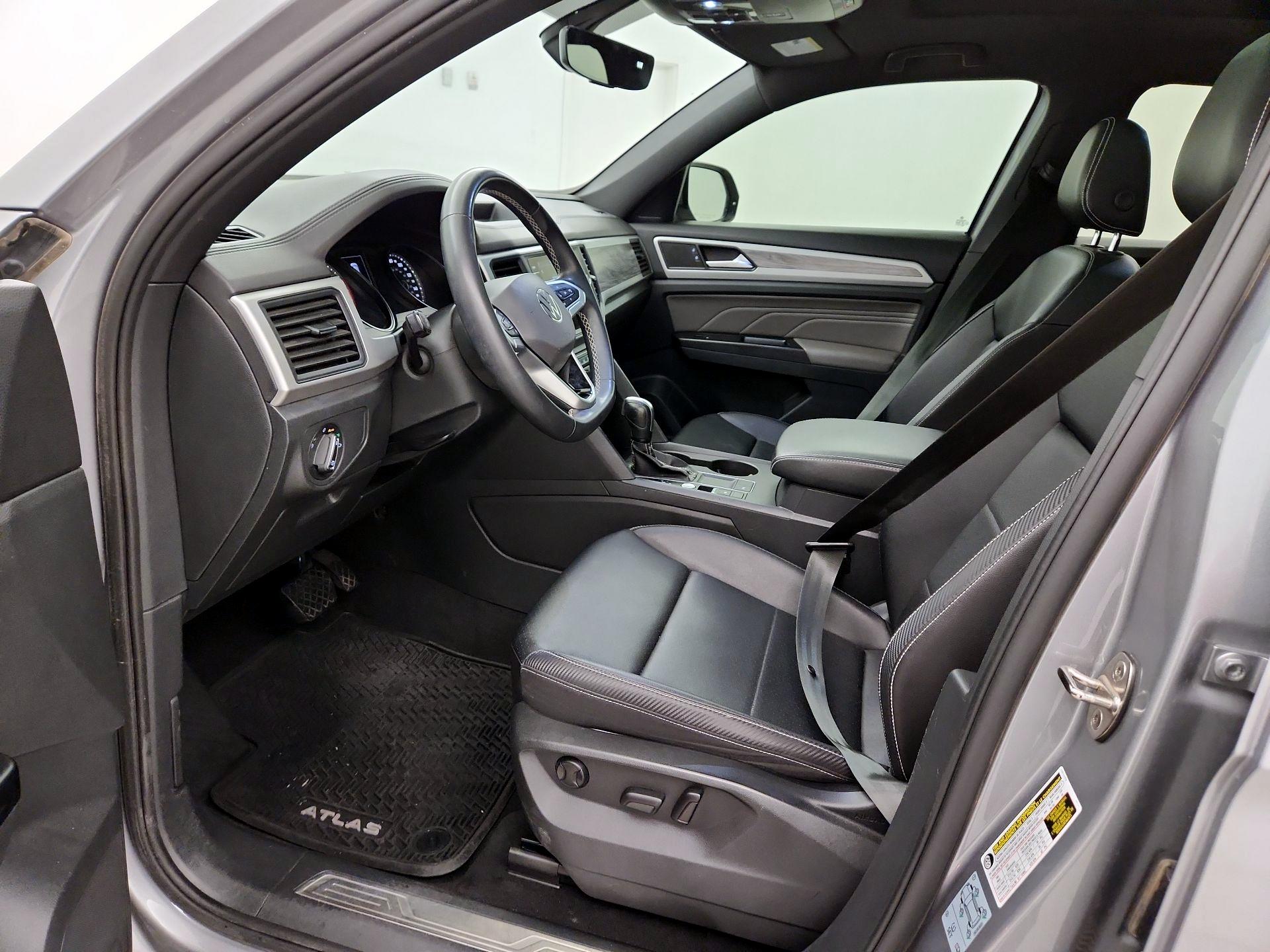 Thumbnail: 2021 Volkswagen Atlas - 11