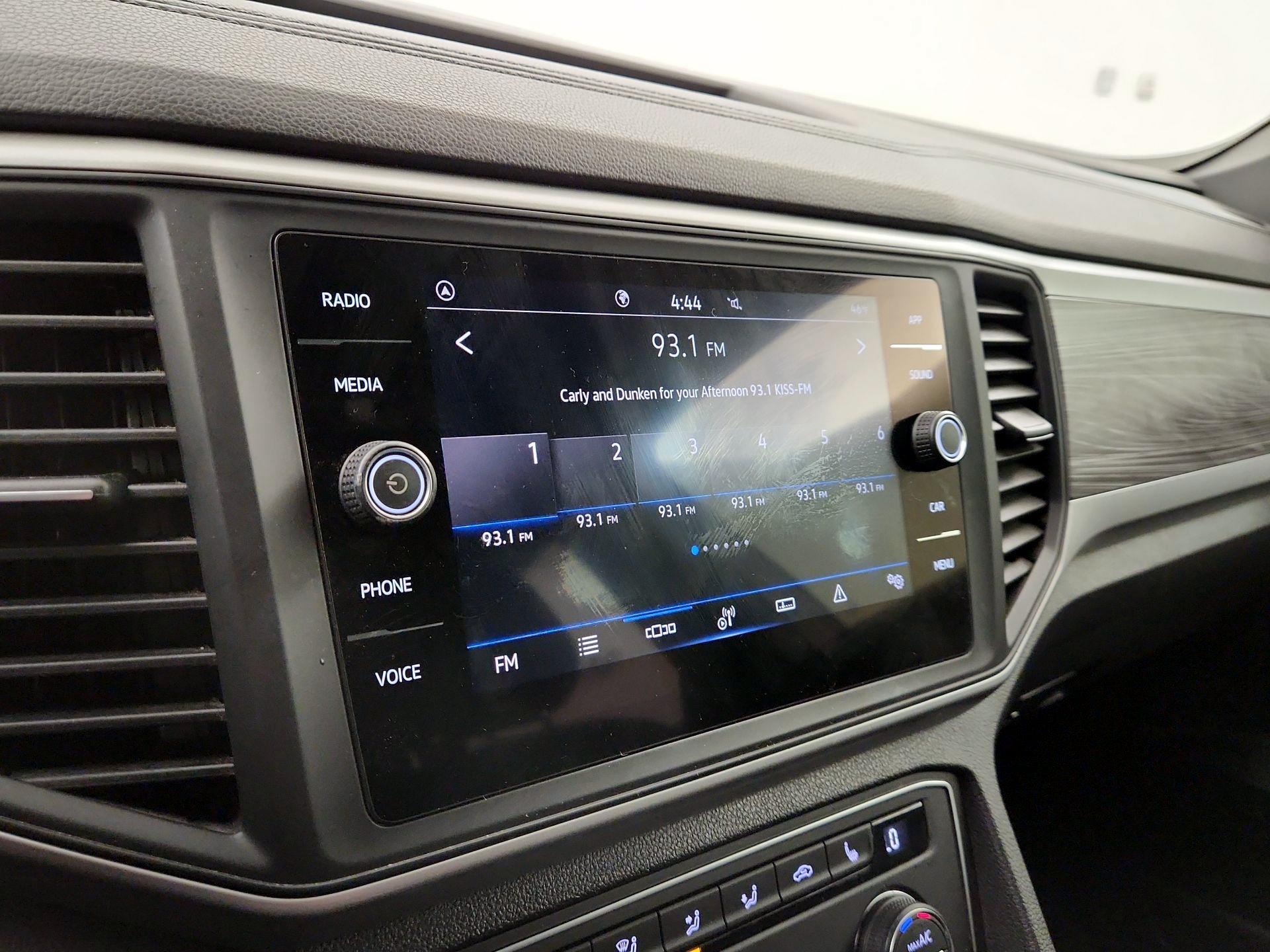 Thumbnail: 2021 Volkswagen Atlas - 15