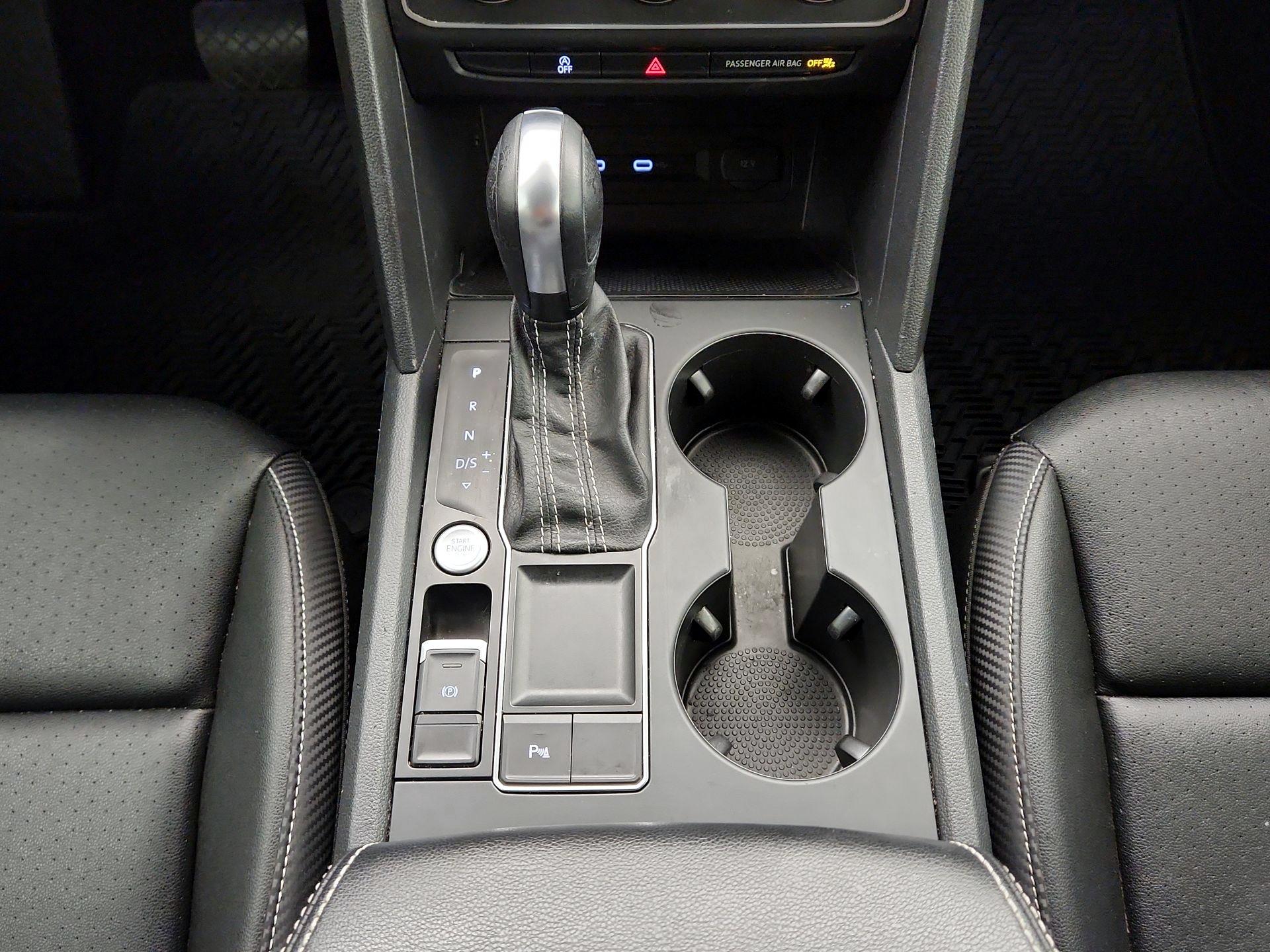 Thumbnail: 2021 Volkswagen Atlas - 17