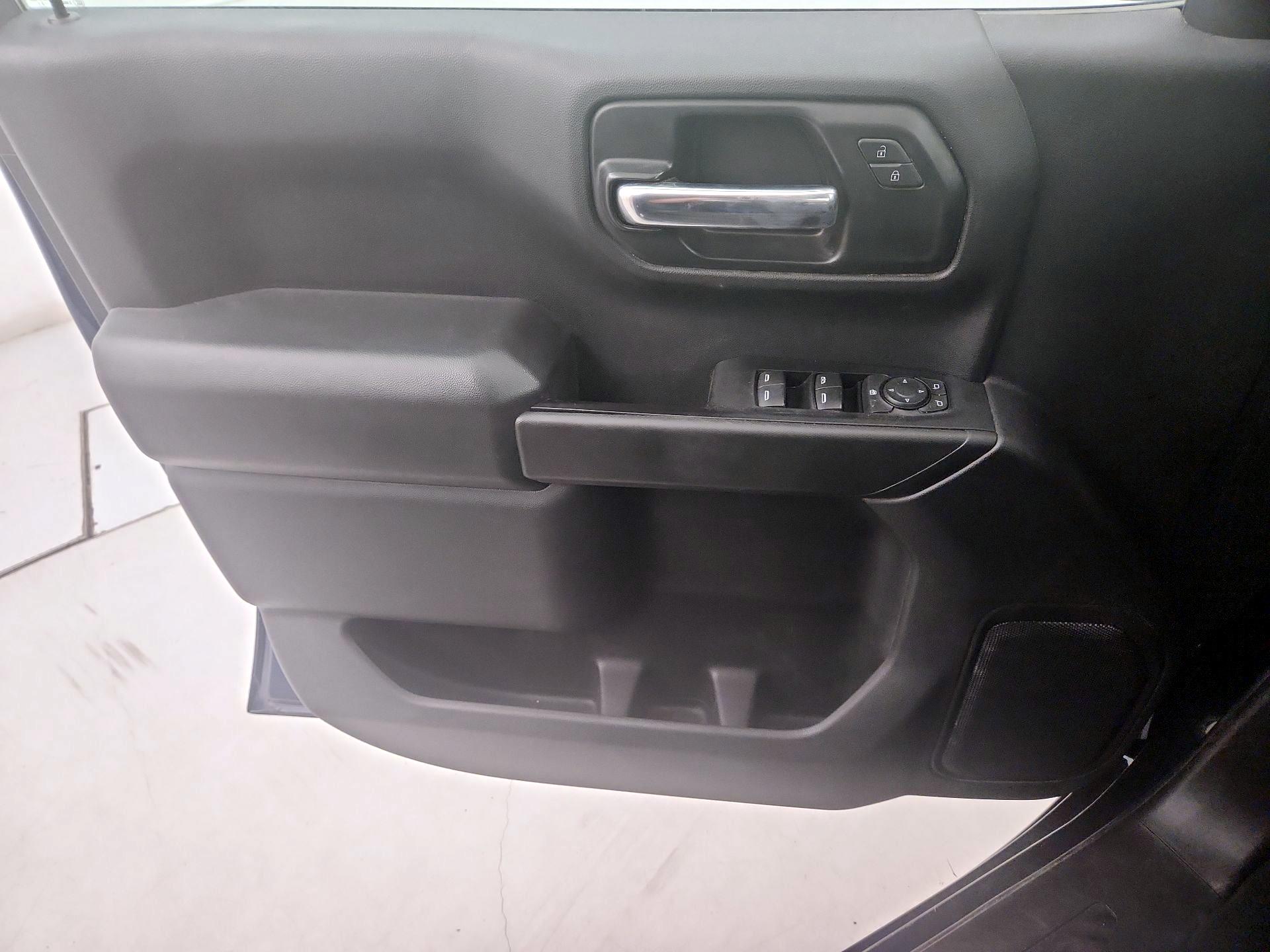 Thumbnail: 2021 Chevrolet Silverado 1500 - 12