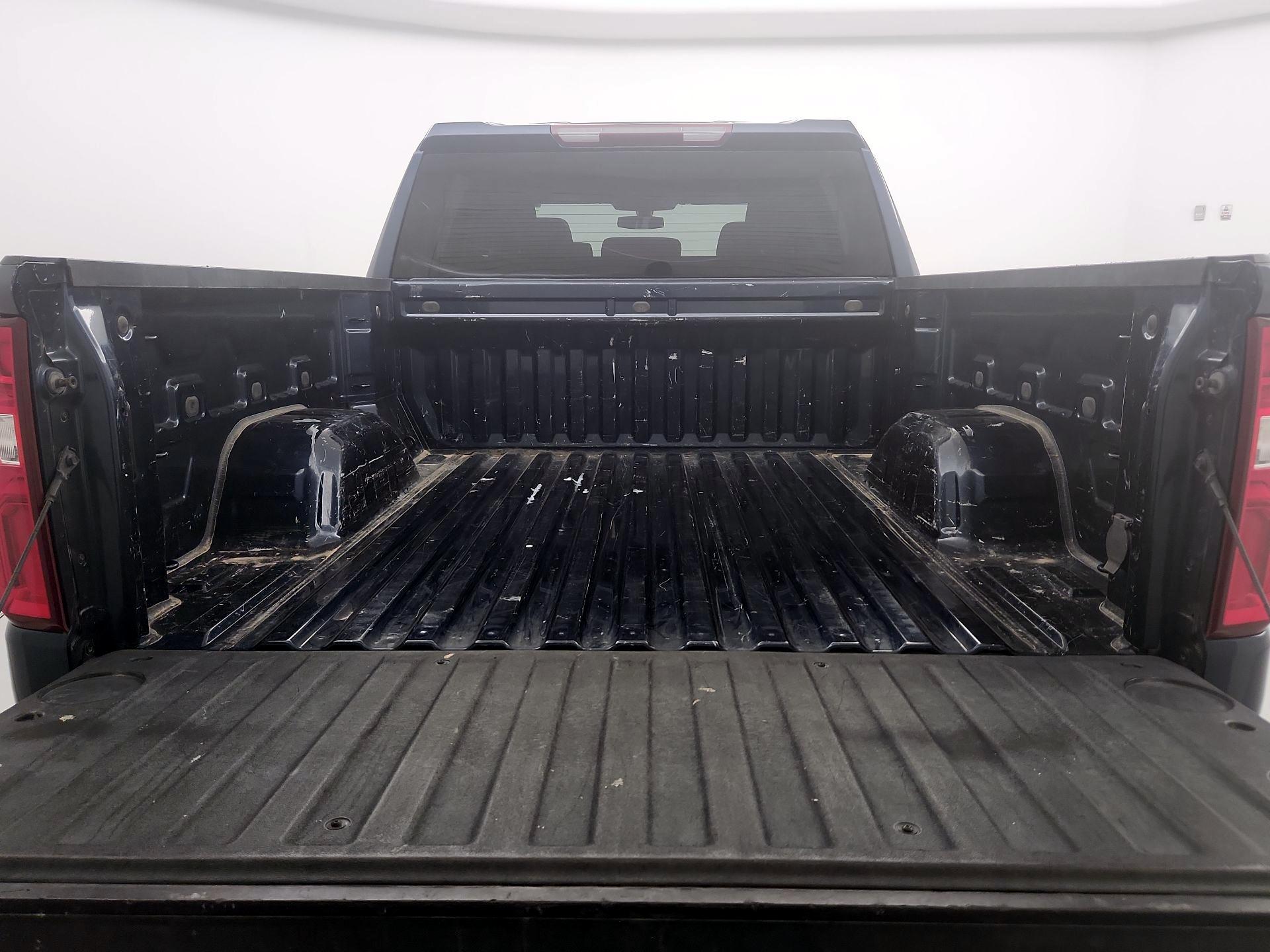 Thumbnail: 2021 Chevrolet Silverado 1500 - 20
