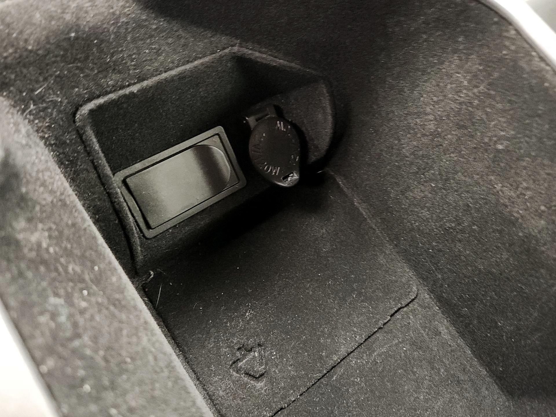 Thumbnail: 2015 Lexus RC - 19