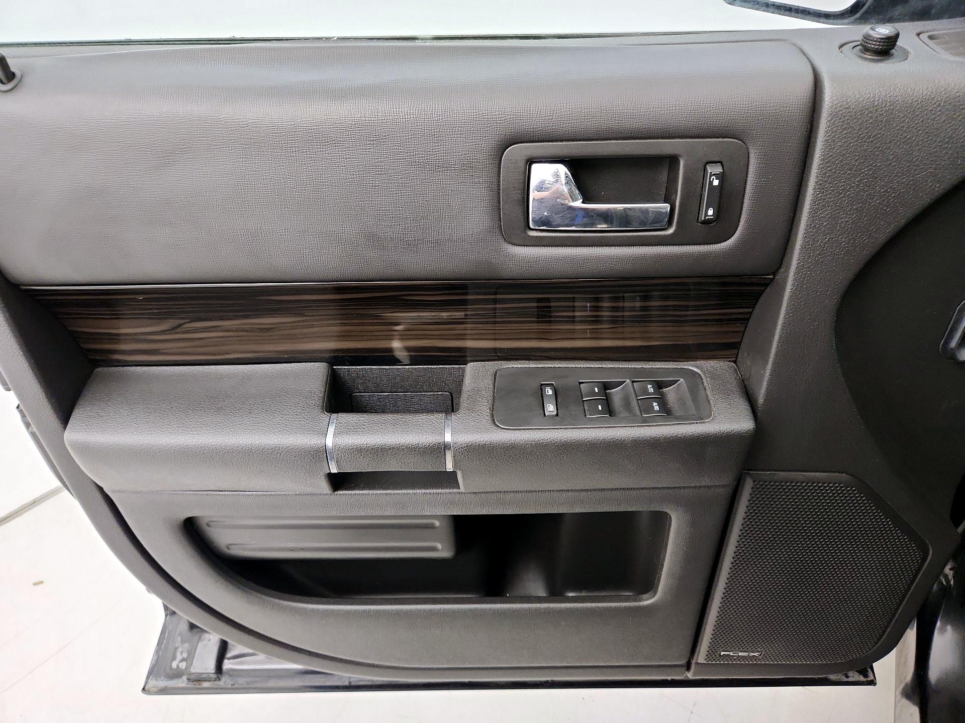 Thumbnail: 2019 Ford Flex - 12