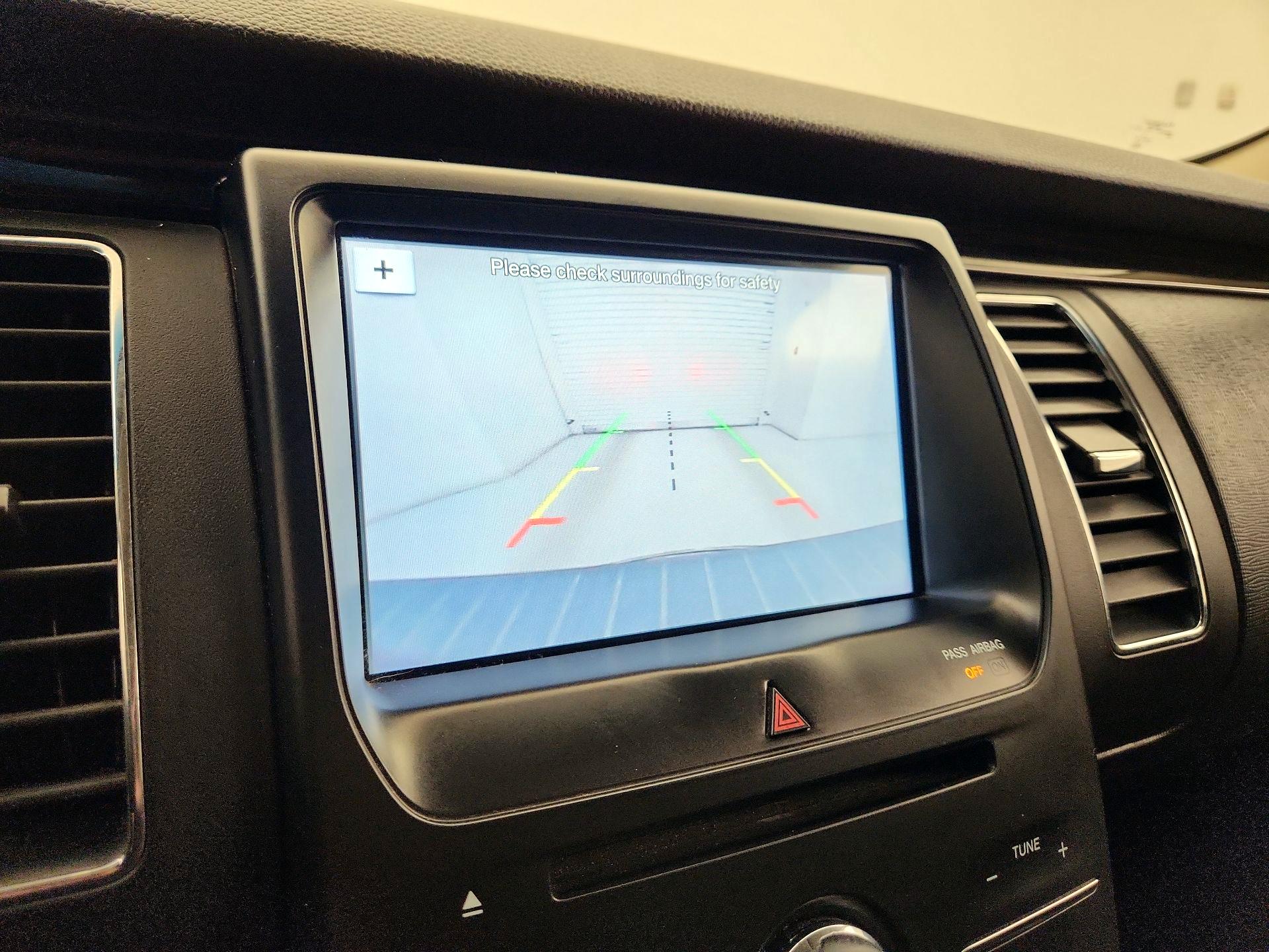 Thumbnail: 2019 Ford Flex - 14