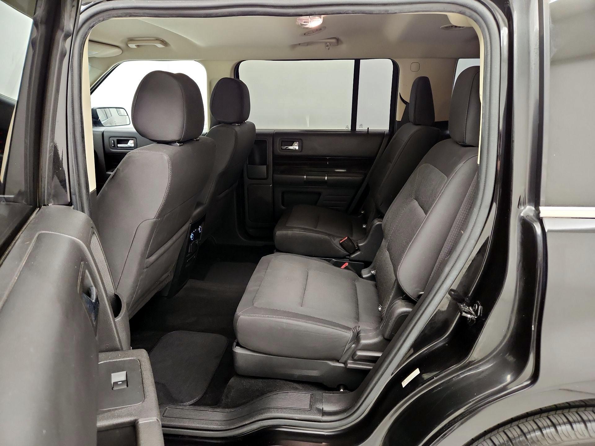 Thumbnail: 2019 Ford Flex - 19