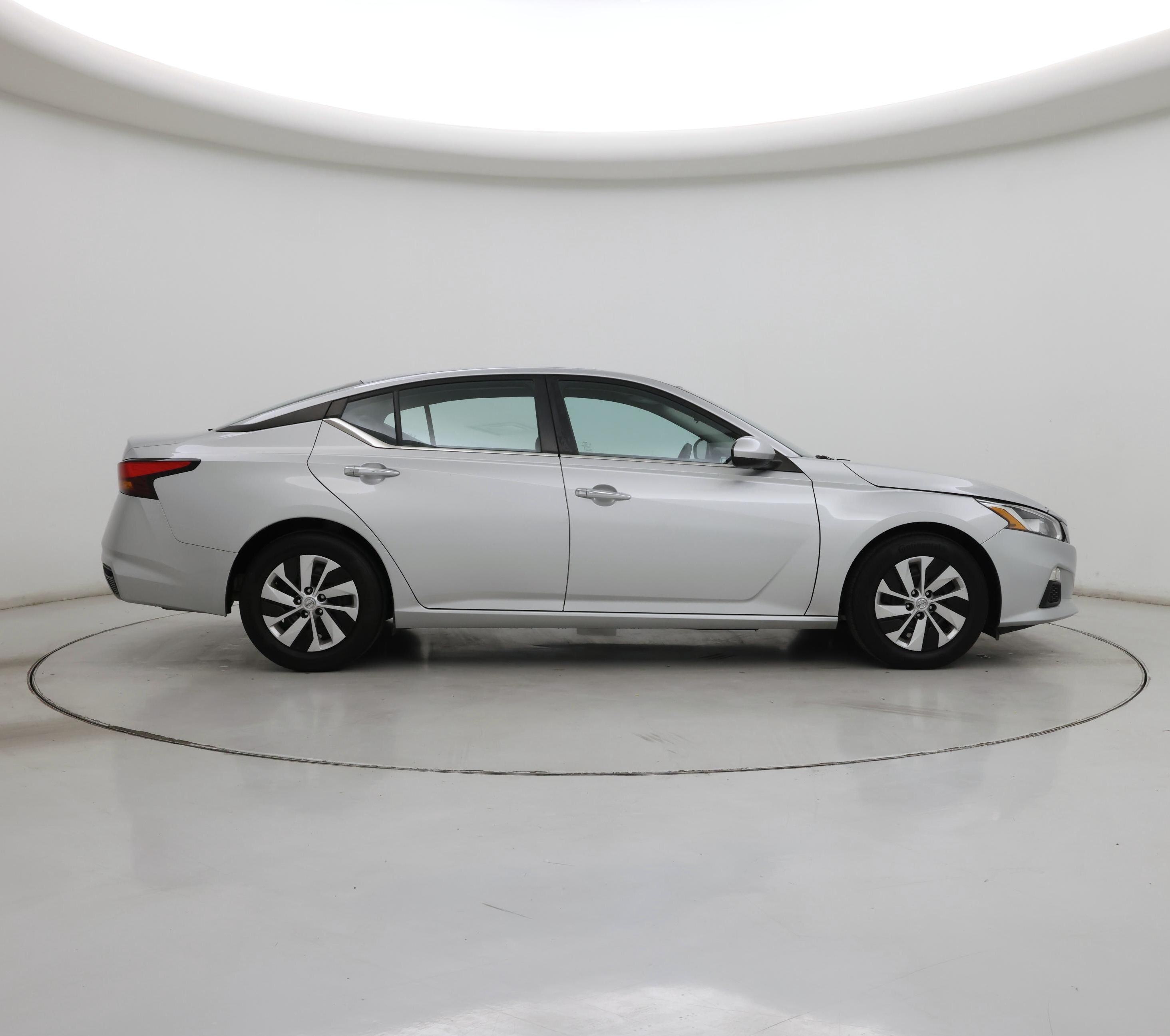 Thumbnail: 2021 Nissan Altima - 7