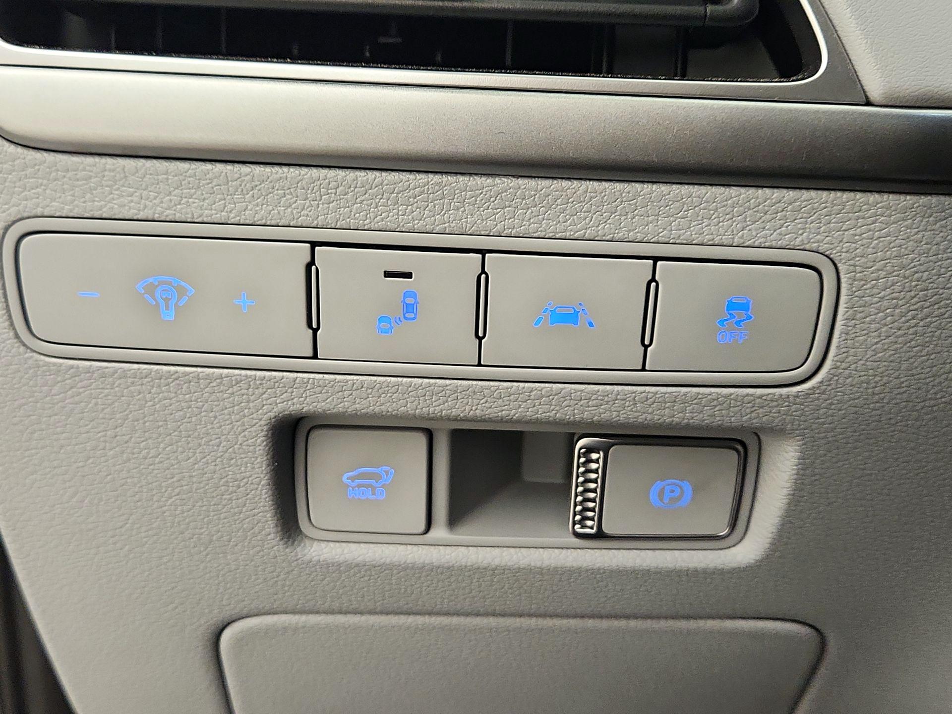 Thumbnail: 2022 Hyundai Palisade - 13