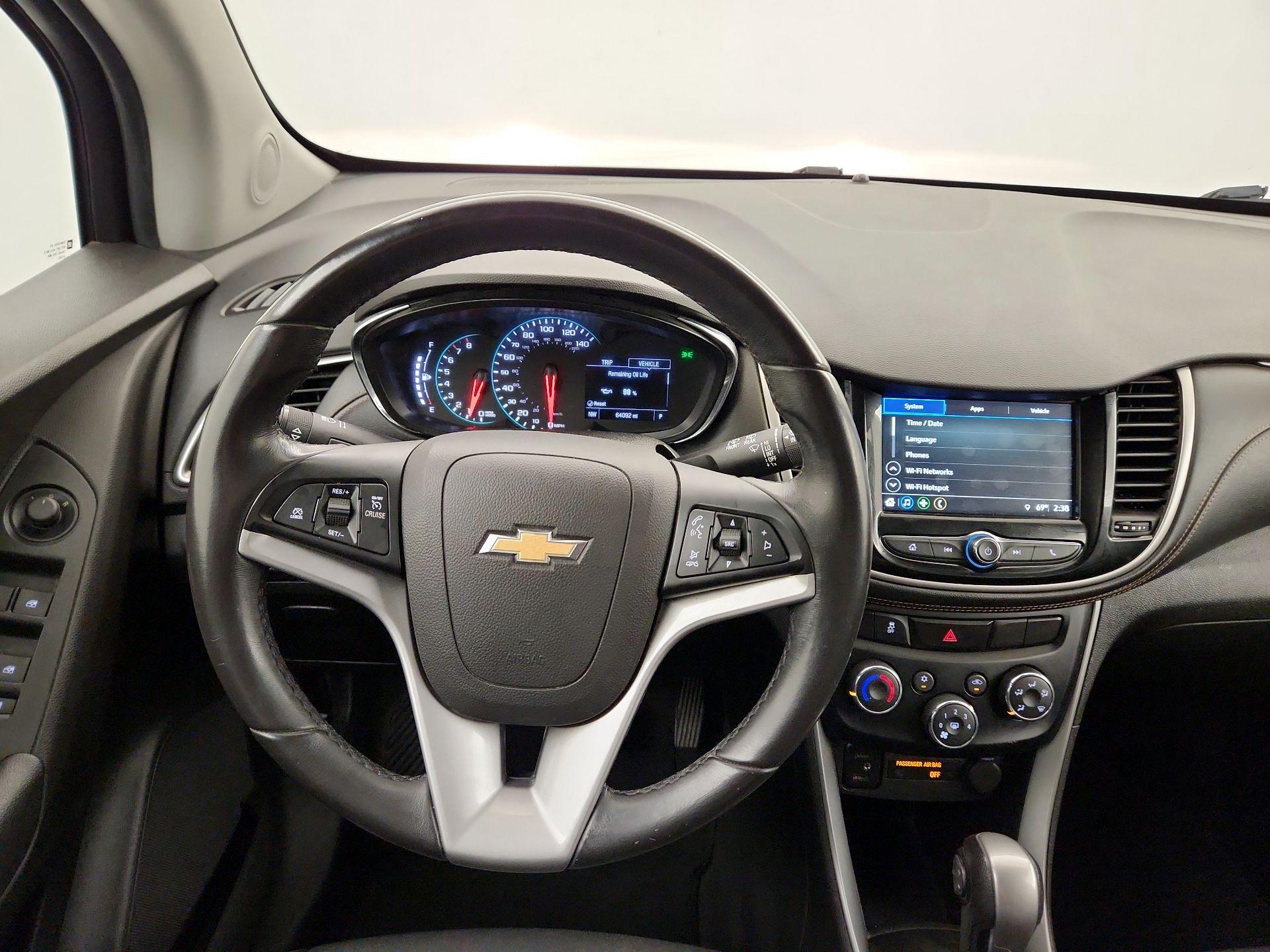 Thumbnail: 2019 Chevrolet Trax - 10