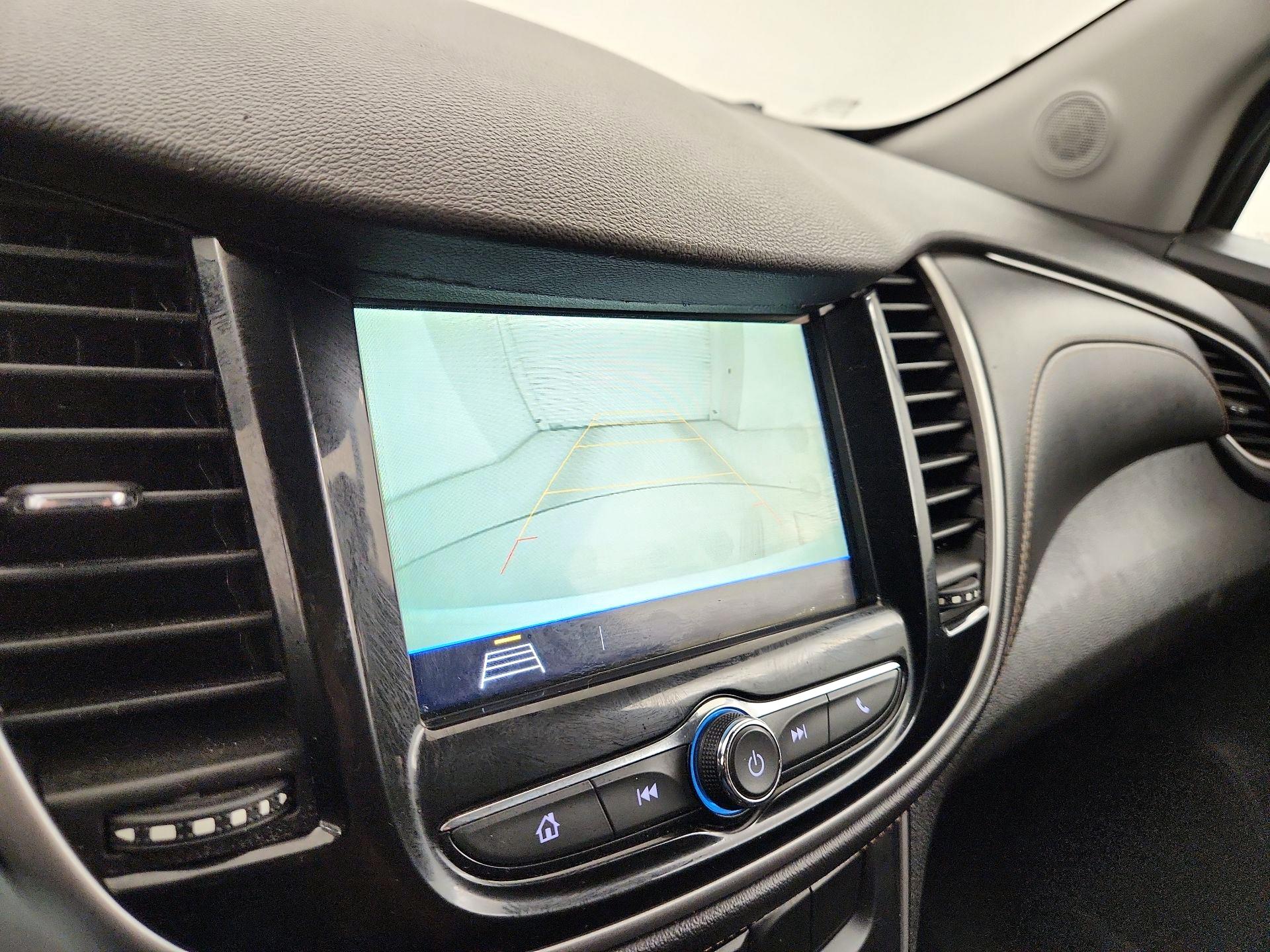 Thumbnail: 2019 Chevrolet Trax - 14