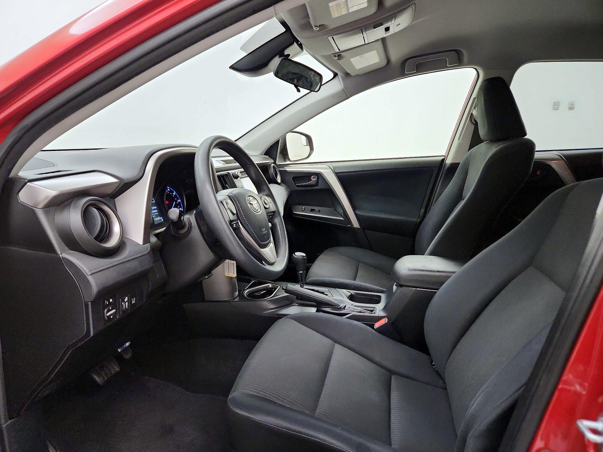 Thumbnail: 2017 Toyota RAV4 - 11