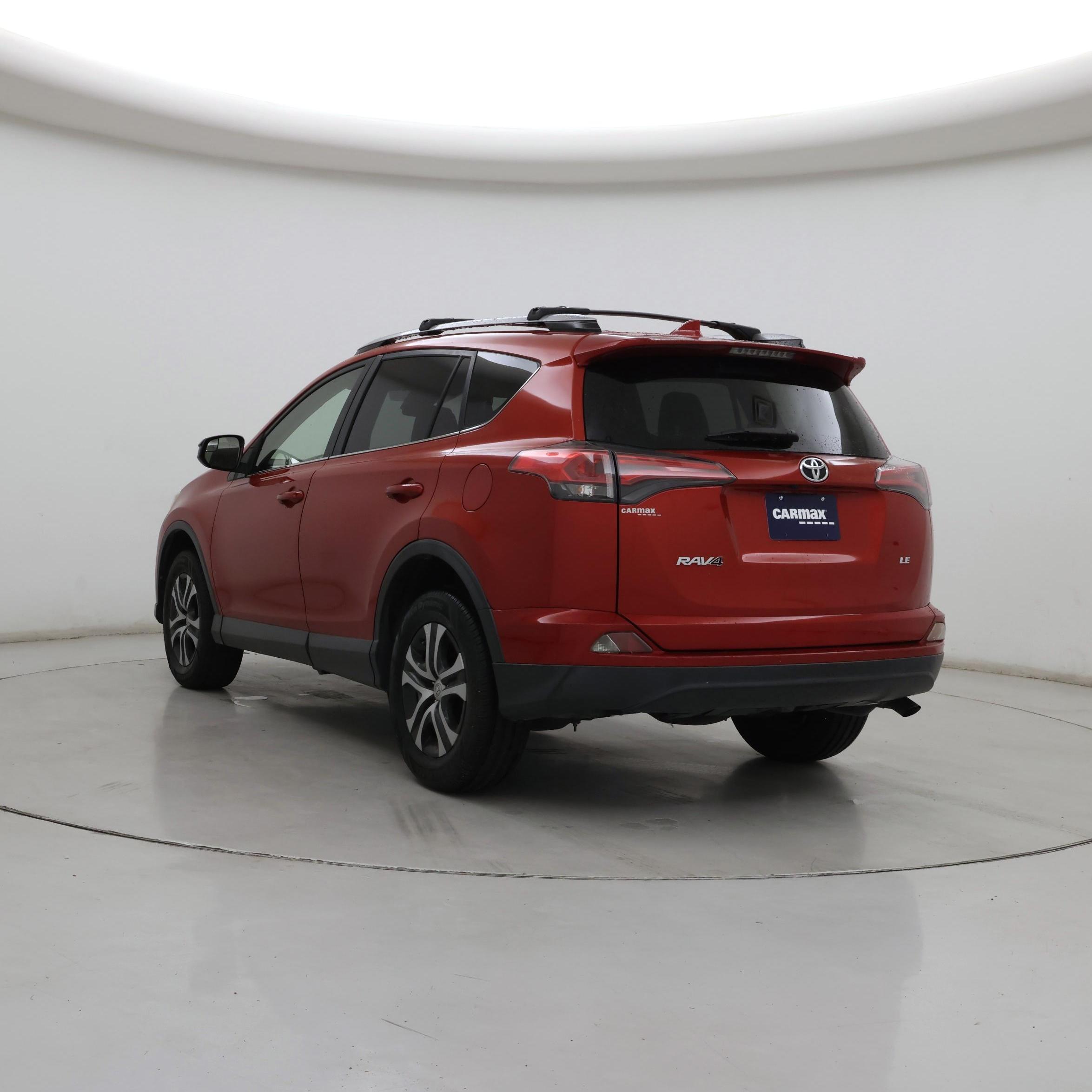 Thumbnail: 2017 Toyota RAV4 - 2