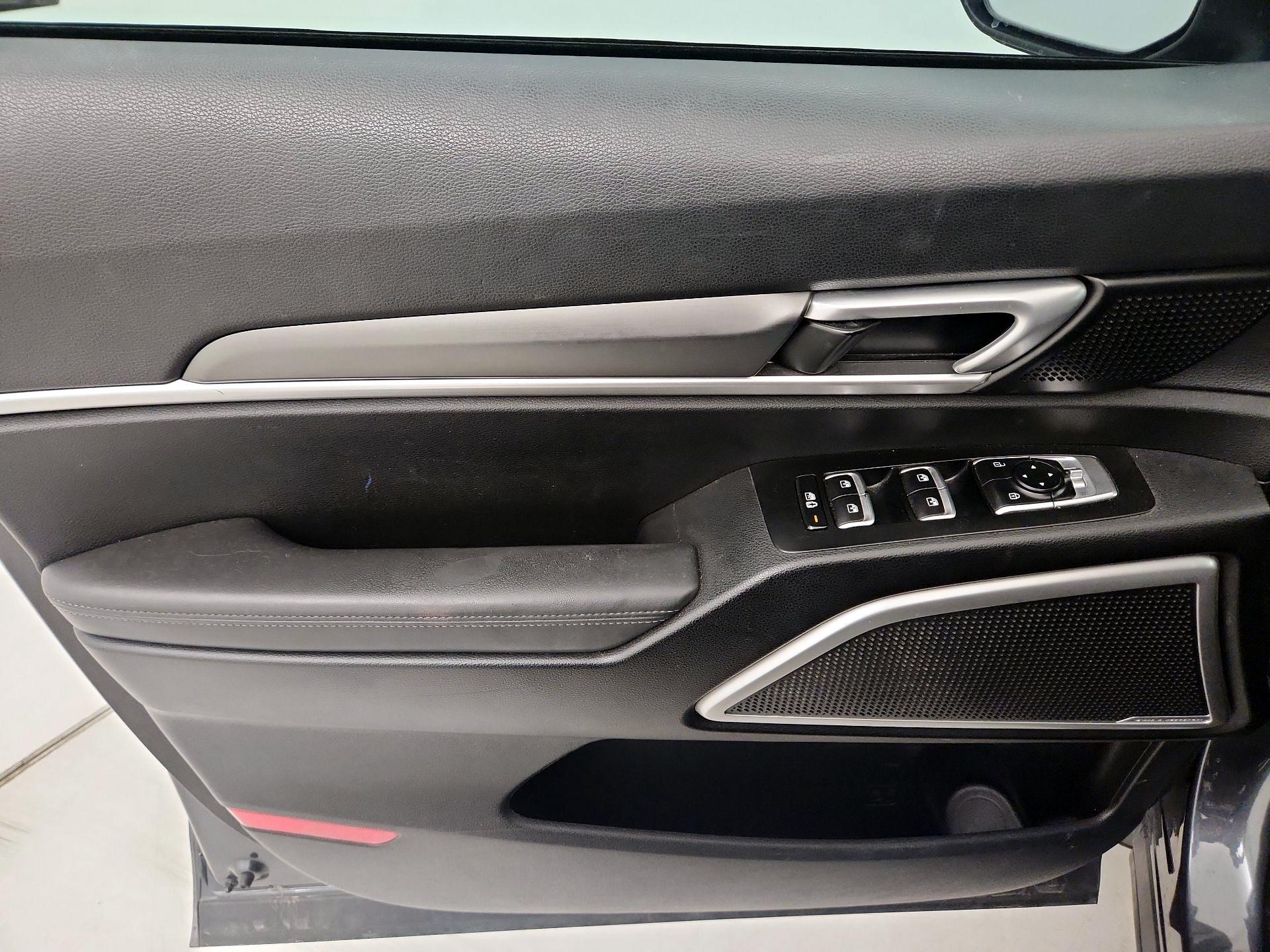 Thumbnail: 2020 Kia Telluride - 12