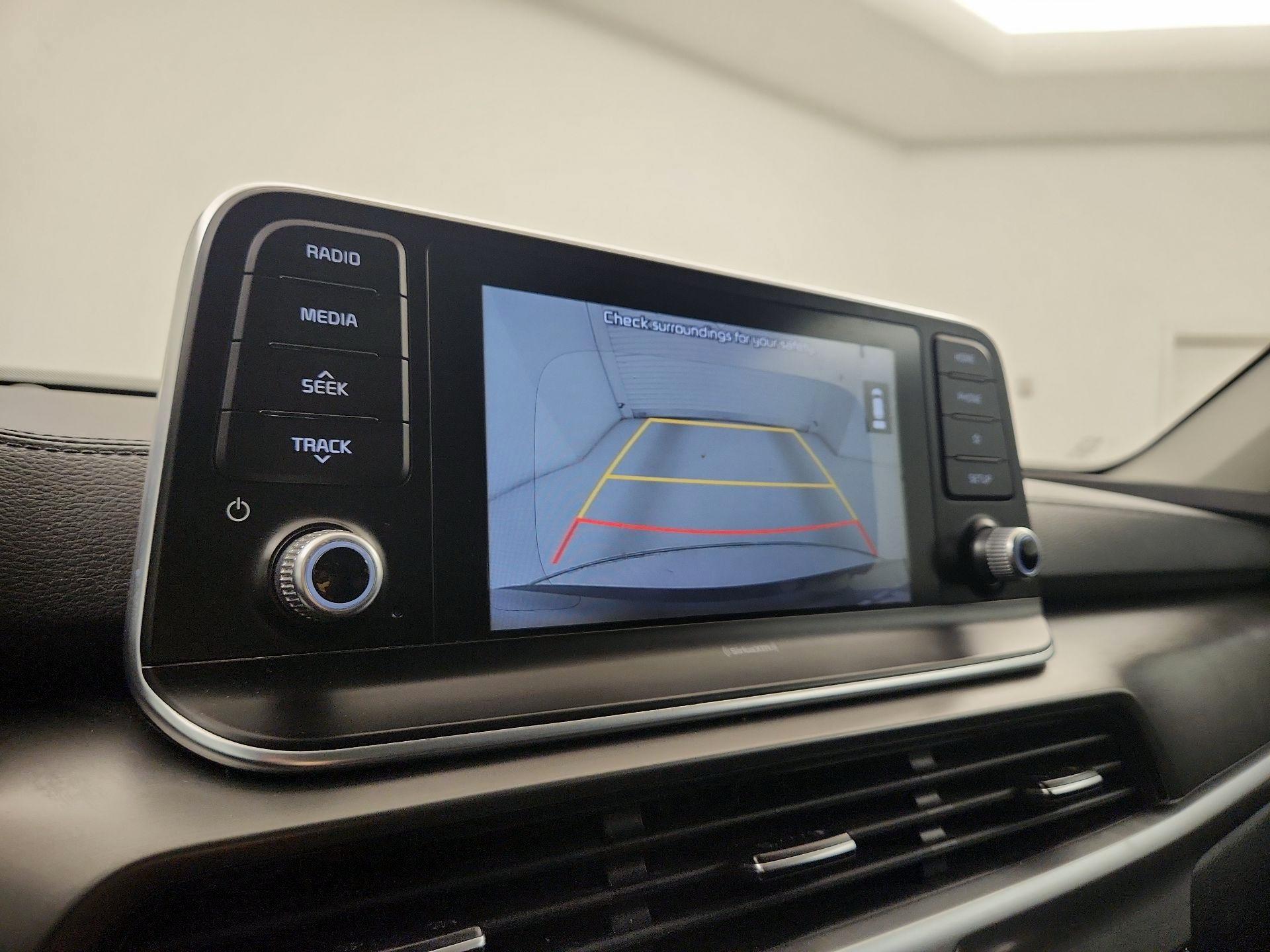 Thumbnail: 2020 Kia Telluride - 14