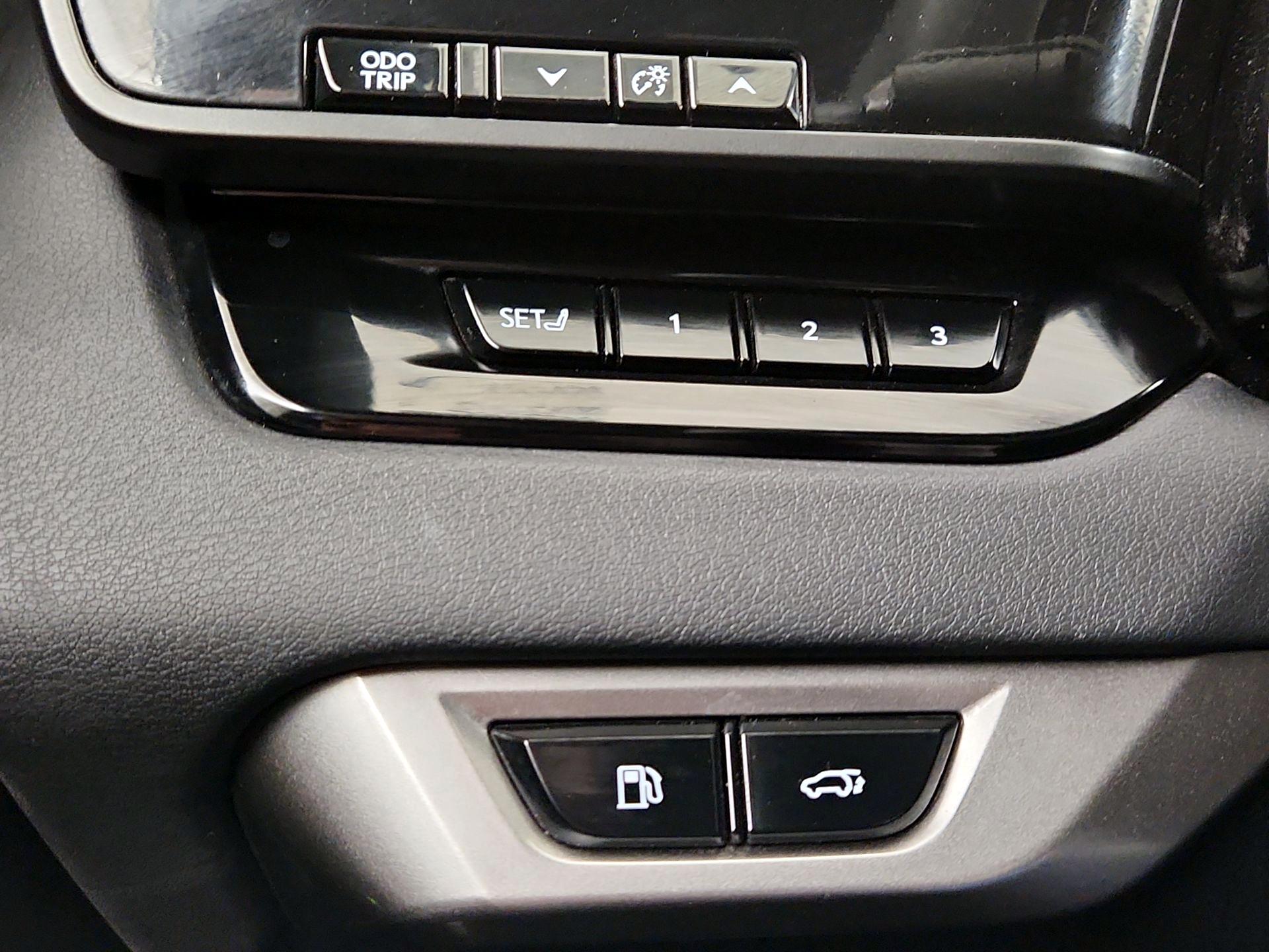 Thumbnail: 2023 Lexus RX - 13