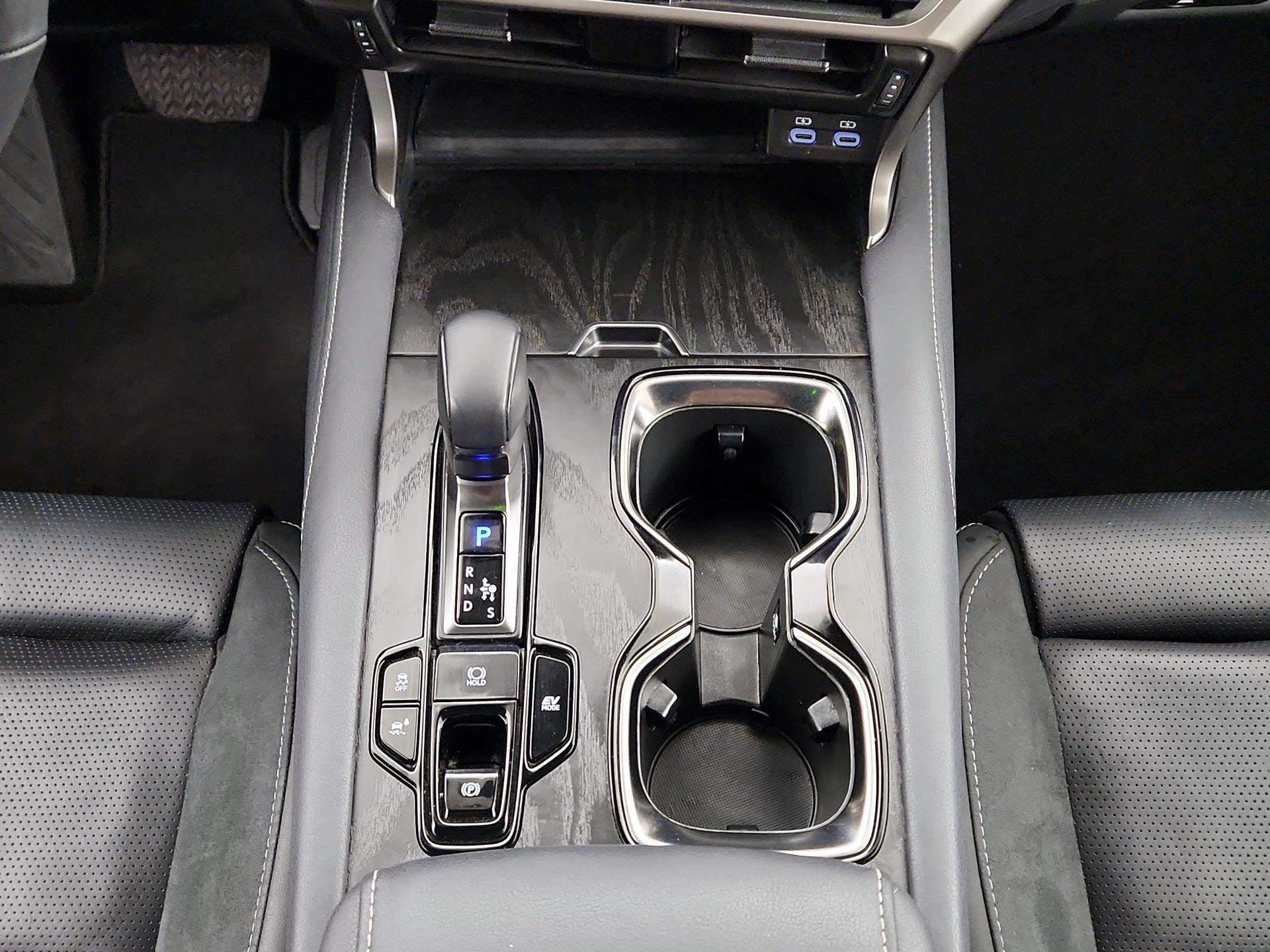 Thumbnail: 2023 Lexus RX - 17