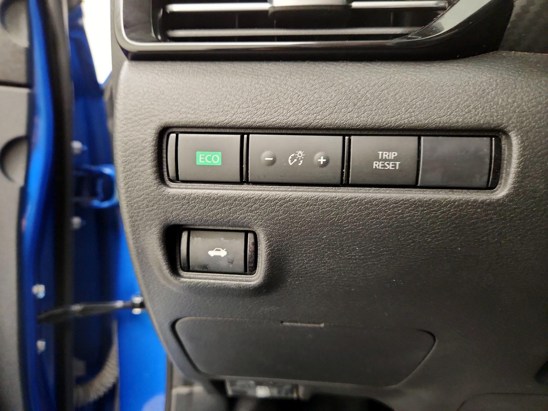 Thumbnail: 2023 Nissan Sentra - 13