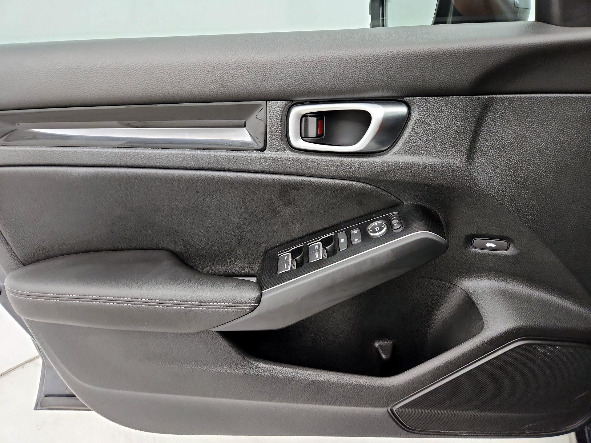 Thumbnail: 2024 Honda Civic - 12