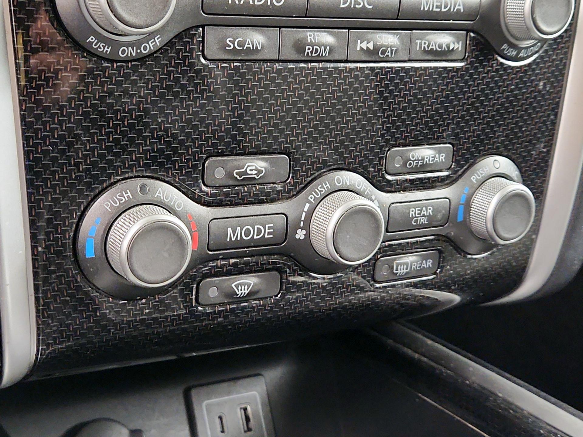 Thumbnail: 2020 Nissan Pathfinder - 16