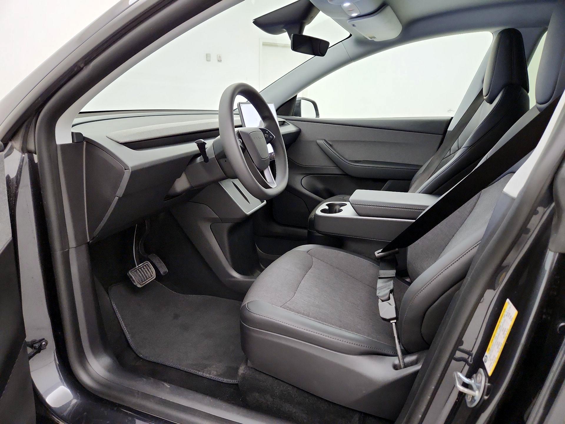 Thumbnail: 2026 Tesla Model Y - 11