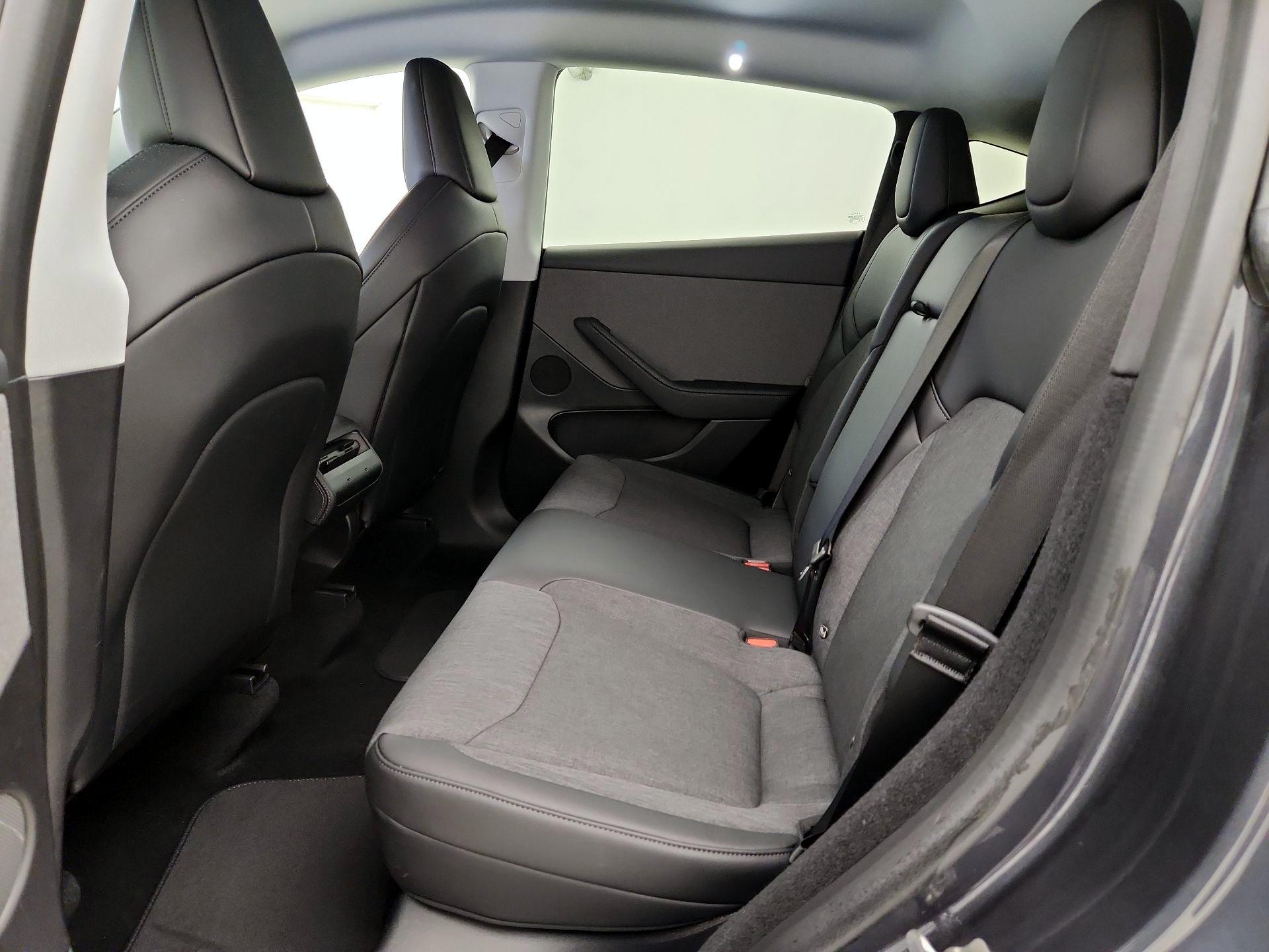 Thumbnail: 2026 Tesla Model Y - 18