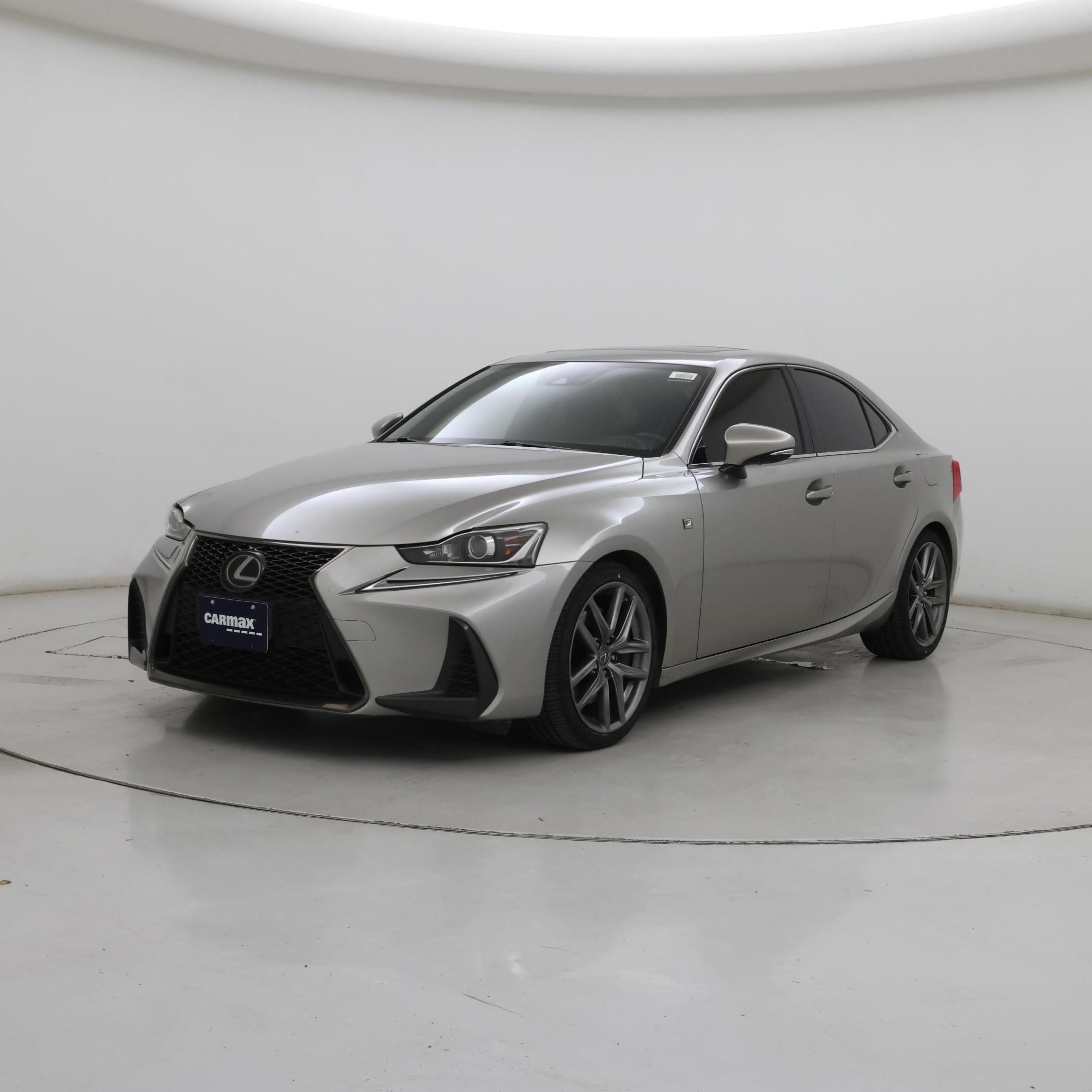 Thumbnail: 2017 Lexus IS - 4