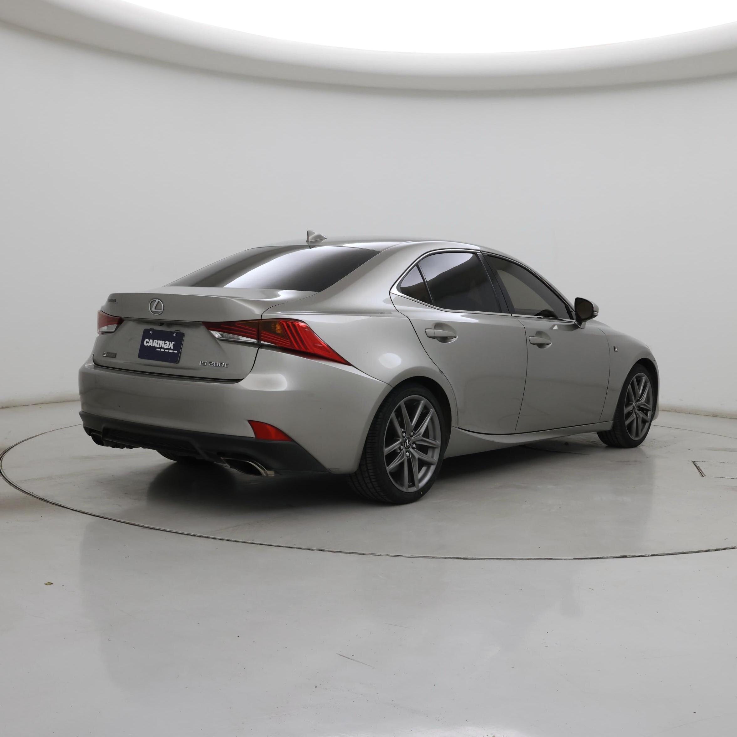 Thumbnail: 2017 Lexus IS - 8