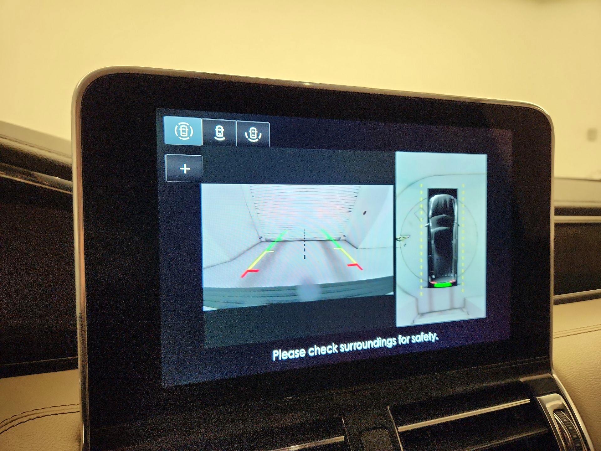 Thumbnail: 2021 Lincoln Navigator L - 15