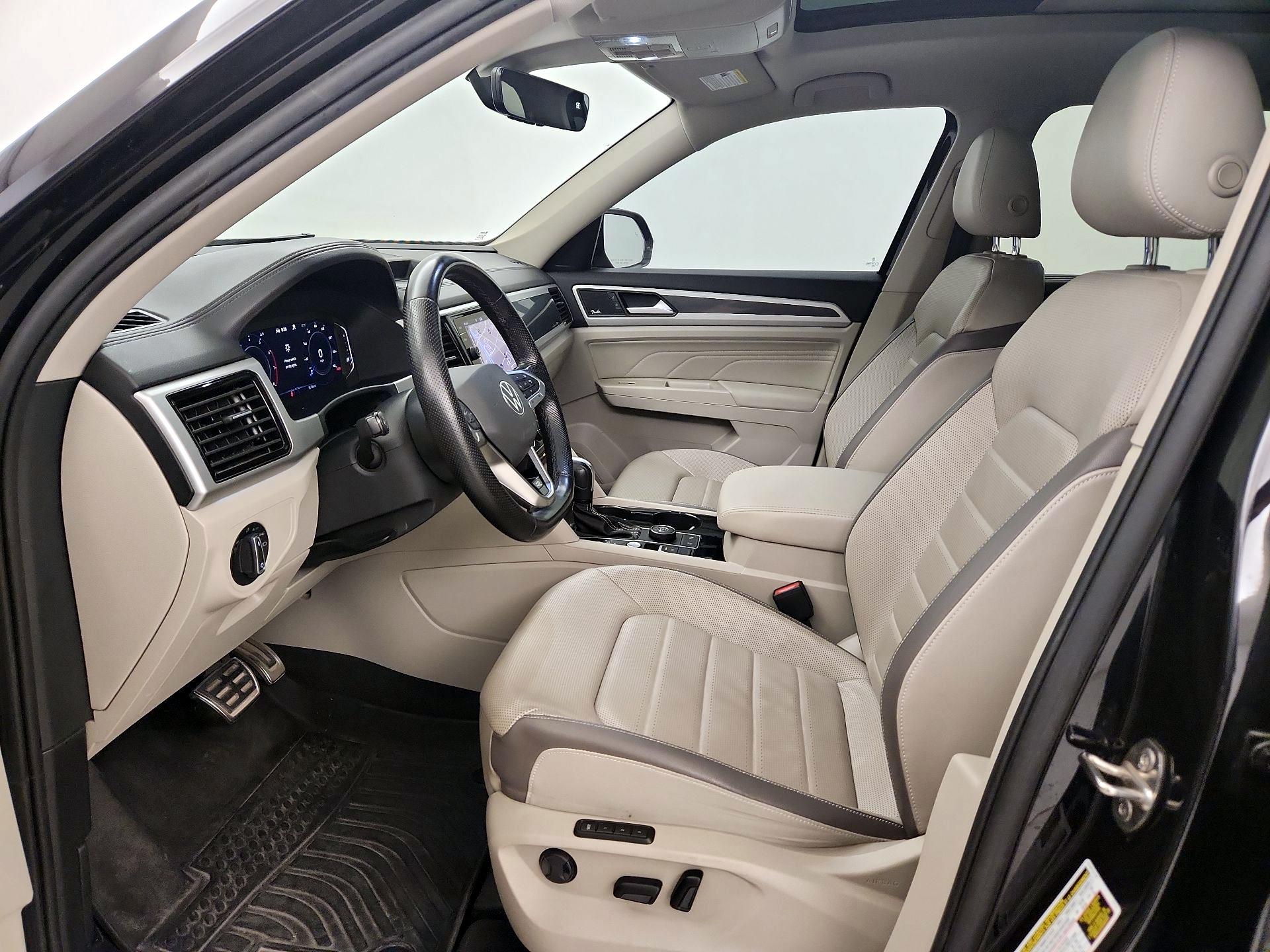 Thumbnail: 2022 Volkswagen Atlas - 11