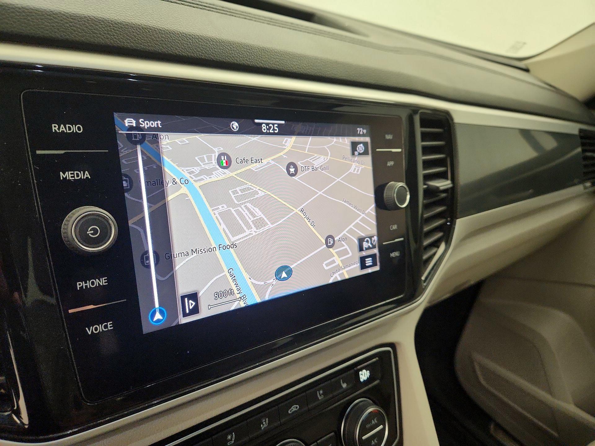 Thumbnail: 2022 Volkswagen Atlas - 14