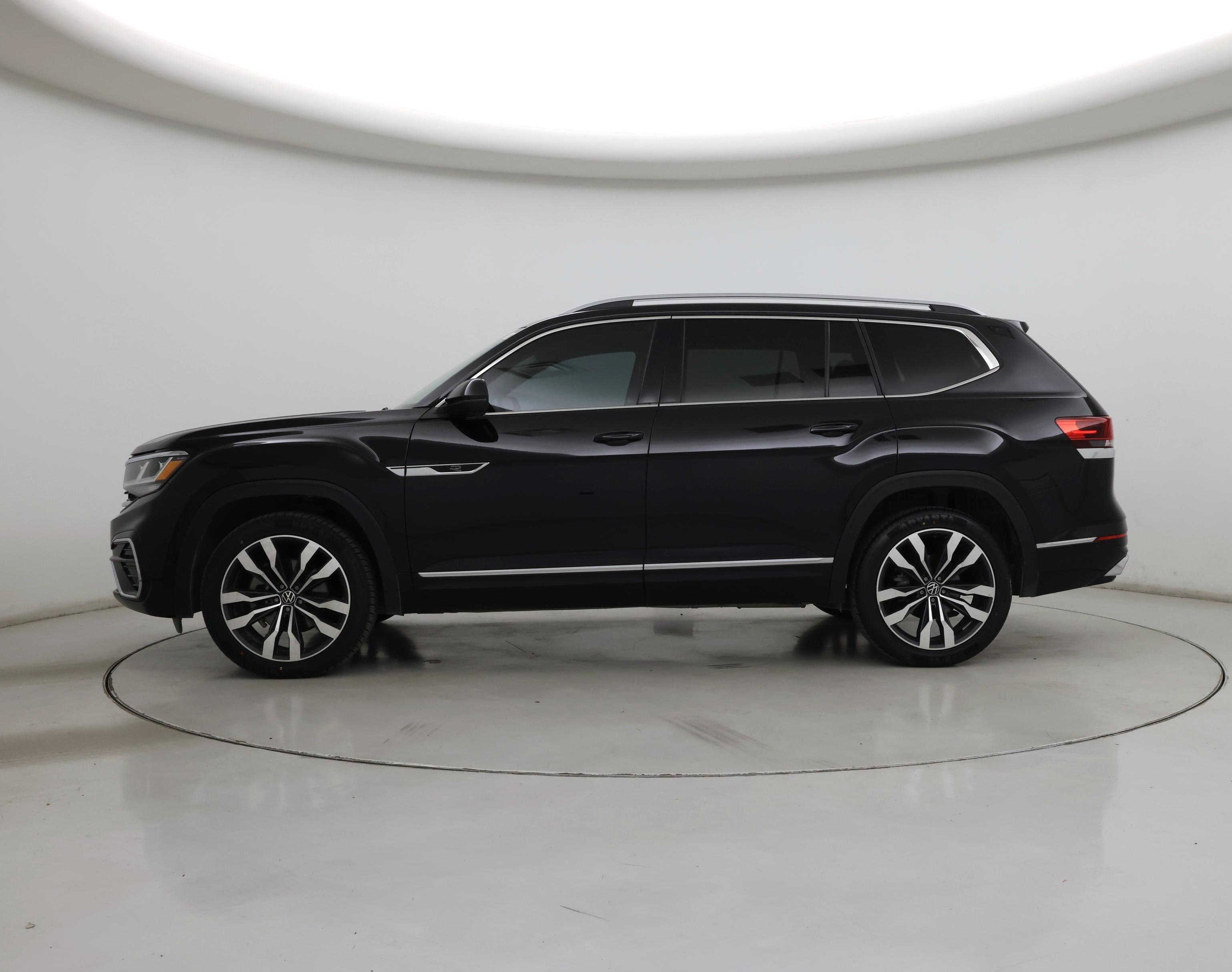 Thumbnail: 2022 Volkswagen Atlas - 3