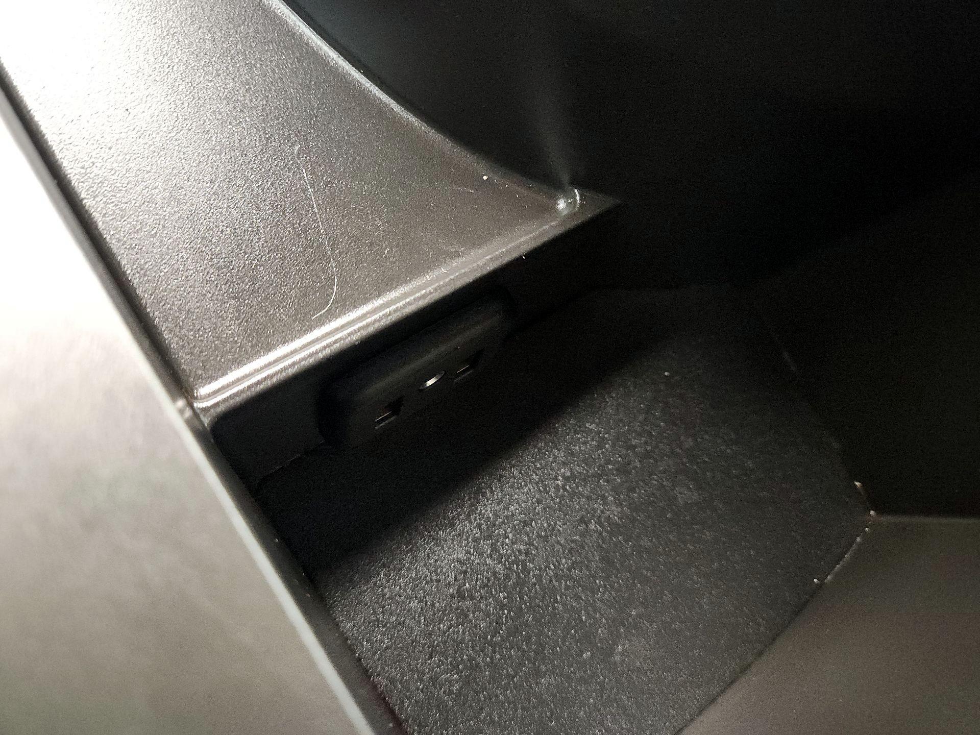 Thumbnail: 2022 Chevrolet Camaro - 17