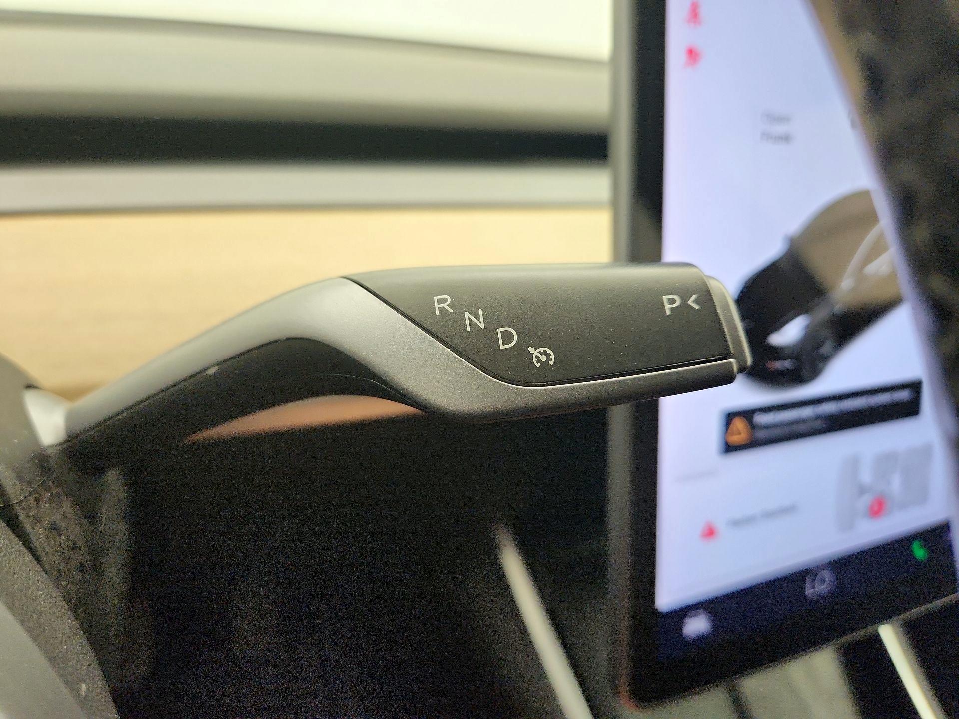 Thumbnail: 2019 Tesla Model 3 - 17