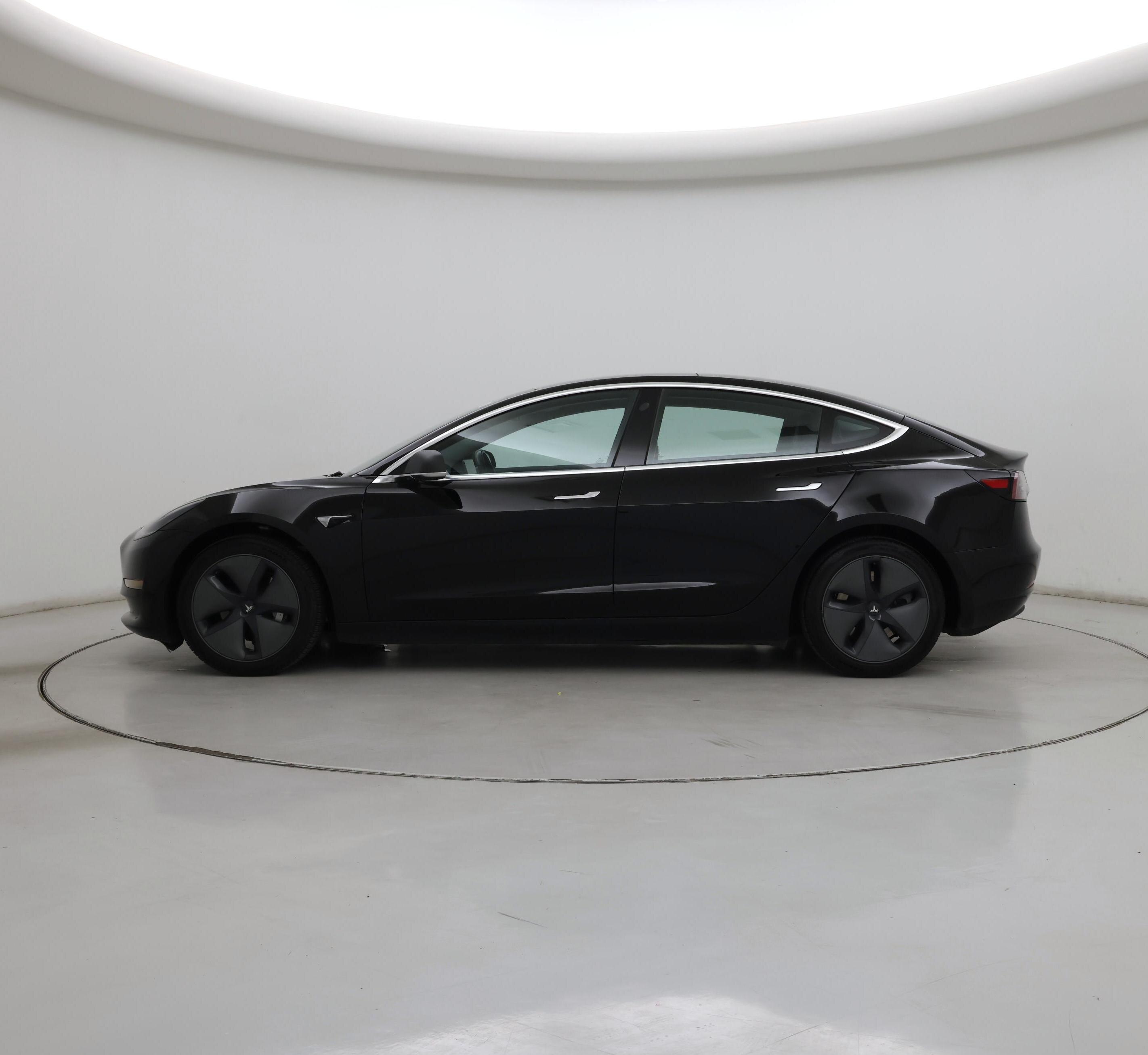 Thumbnail: 2019 Tesla Model 3 - 3