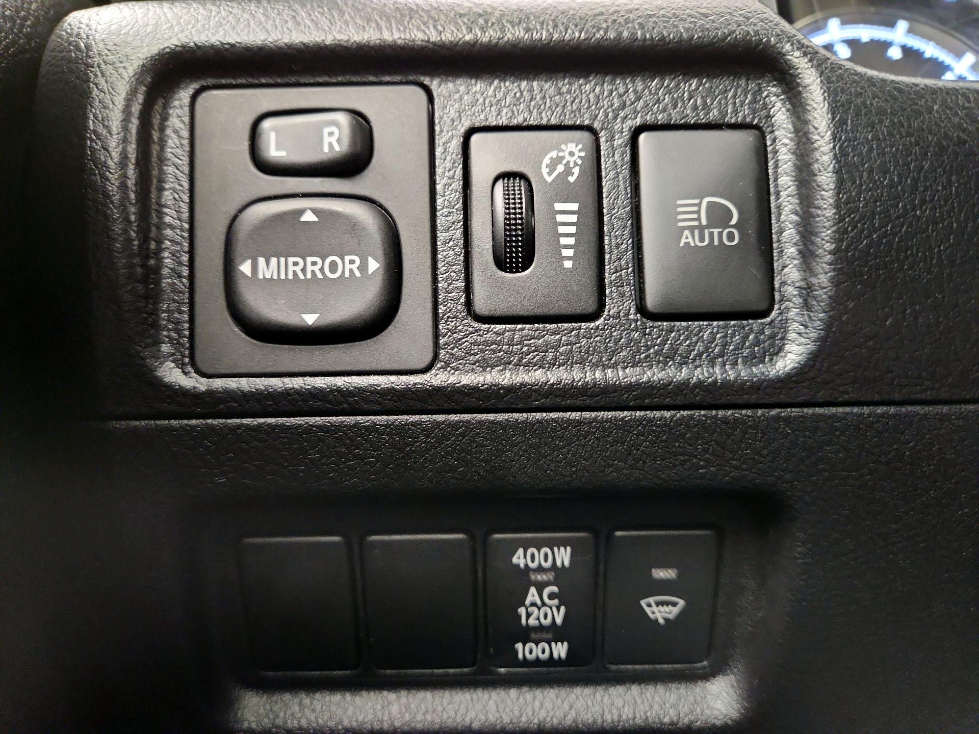 Thumbnail: 2023 Toyota 4Runner - 13