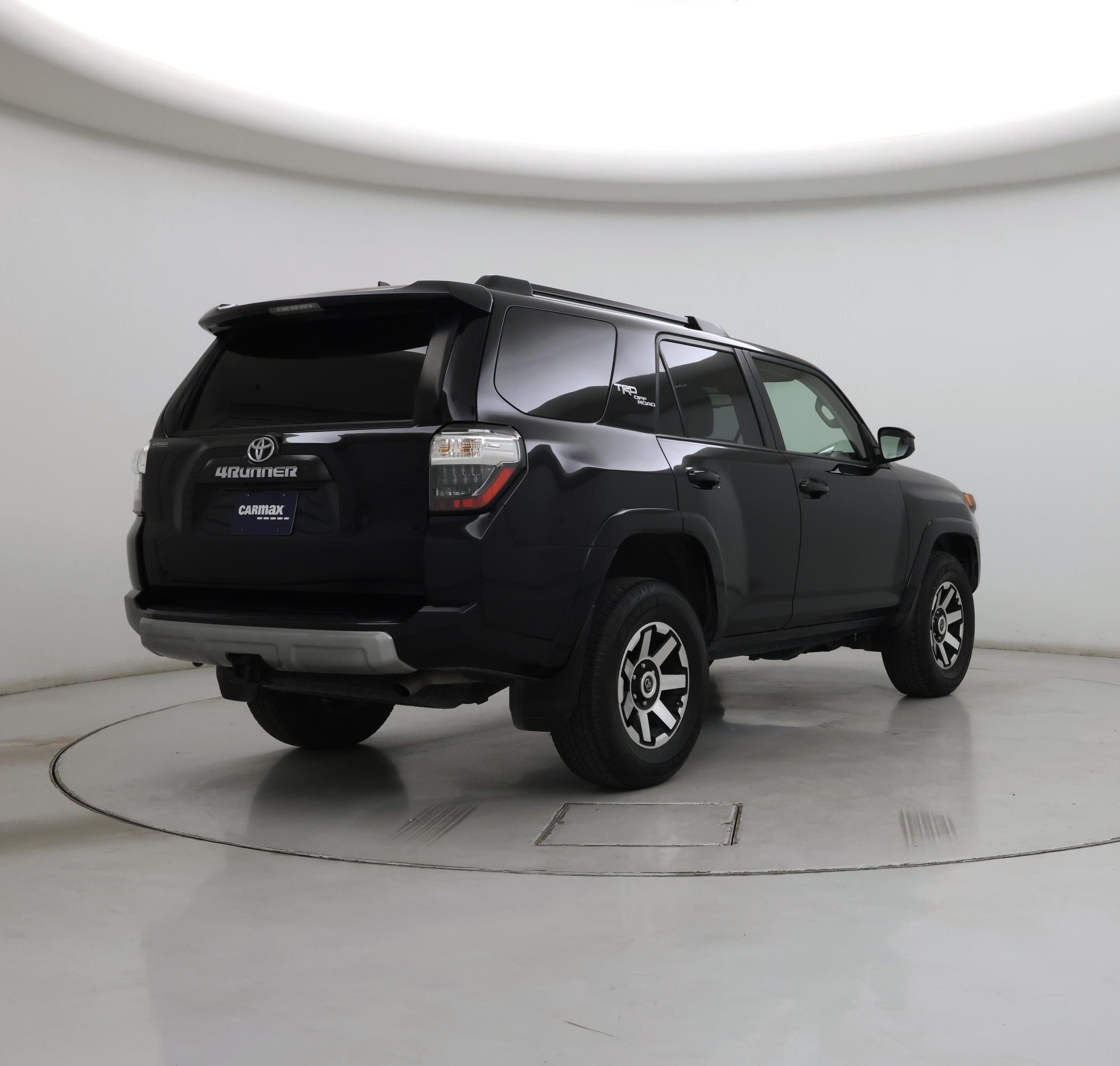 Thumbnail: 2023 Toyota 4Runner - 8