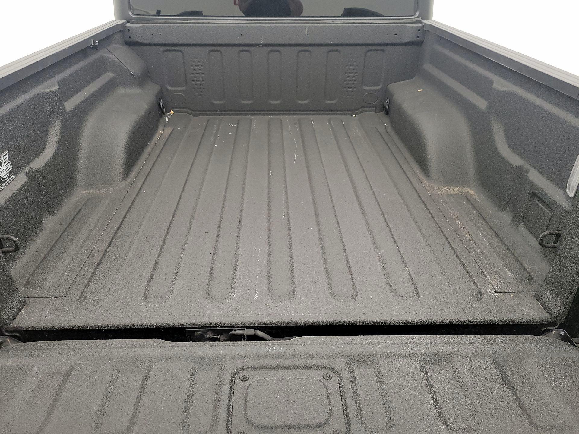 Thumbnail: 2024 Jeep Gladiator - 16