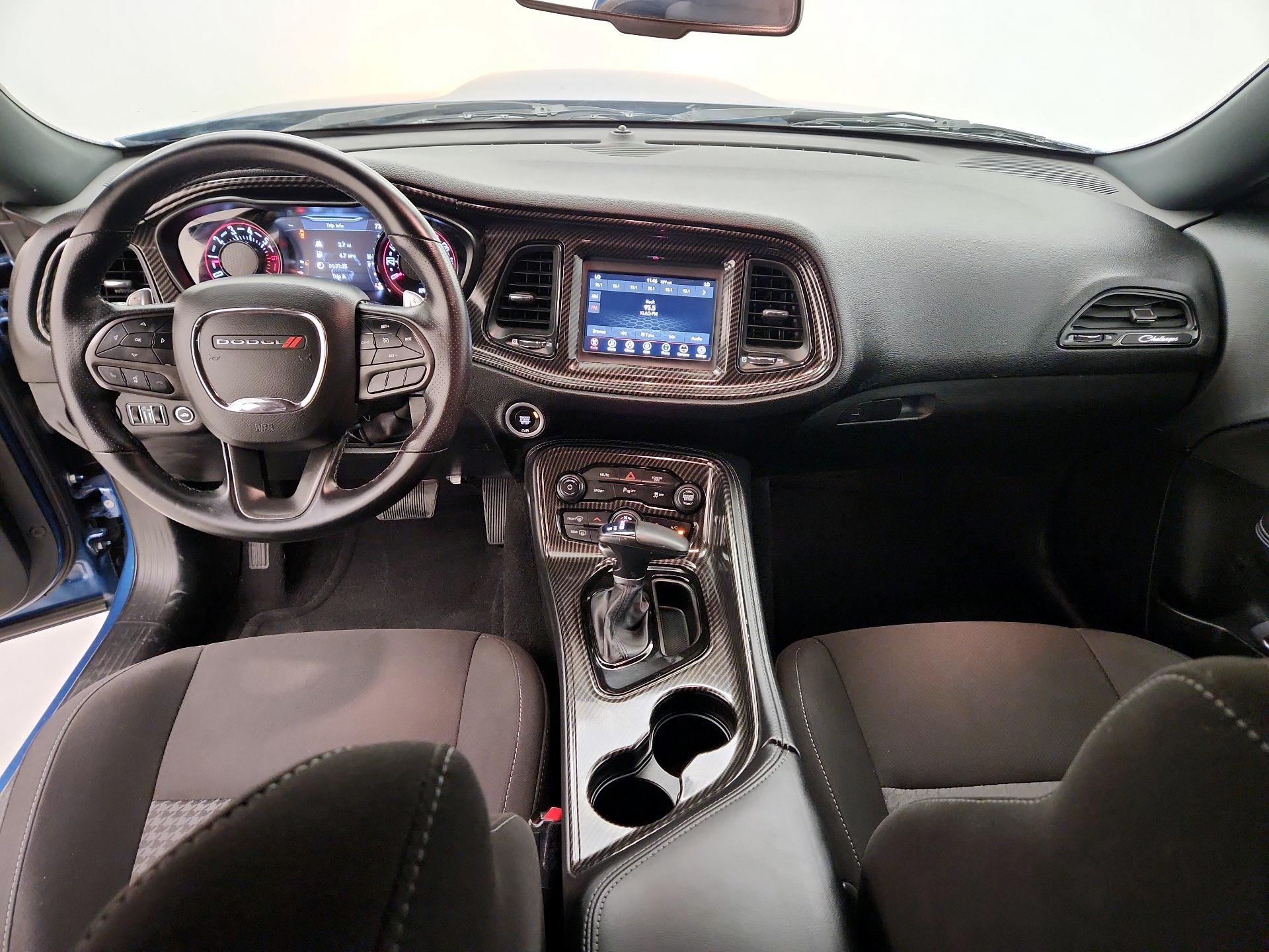 Thumbnail: 2020 Dodge Challenger - 9