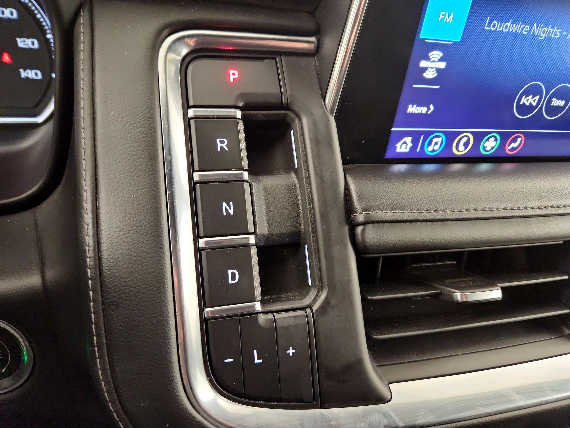 Thumbnail: 2021 Chevrolet Tahoe - 17