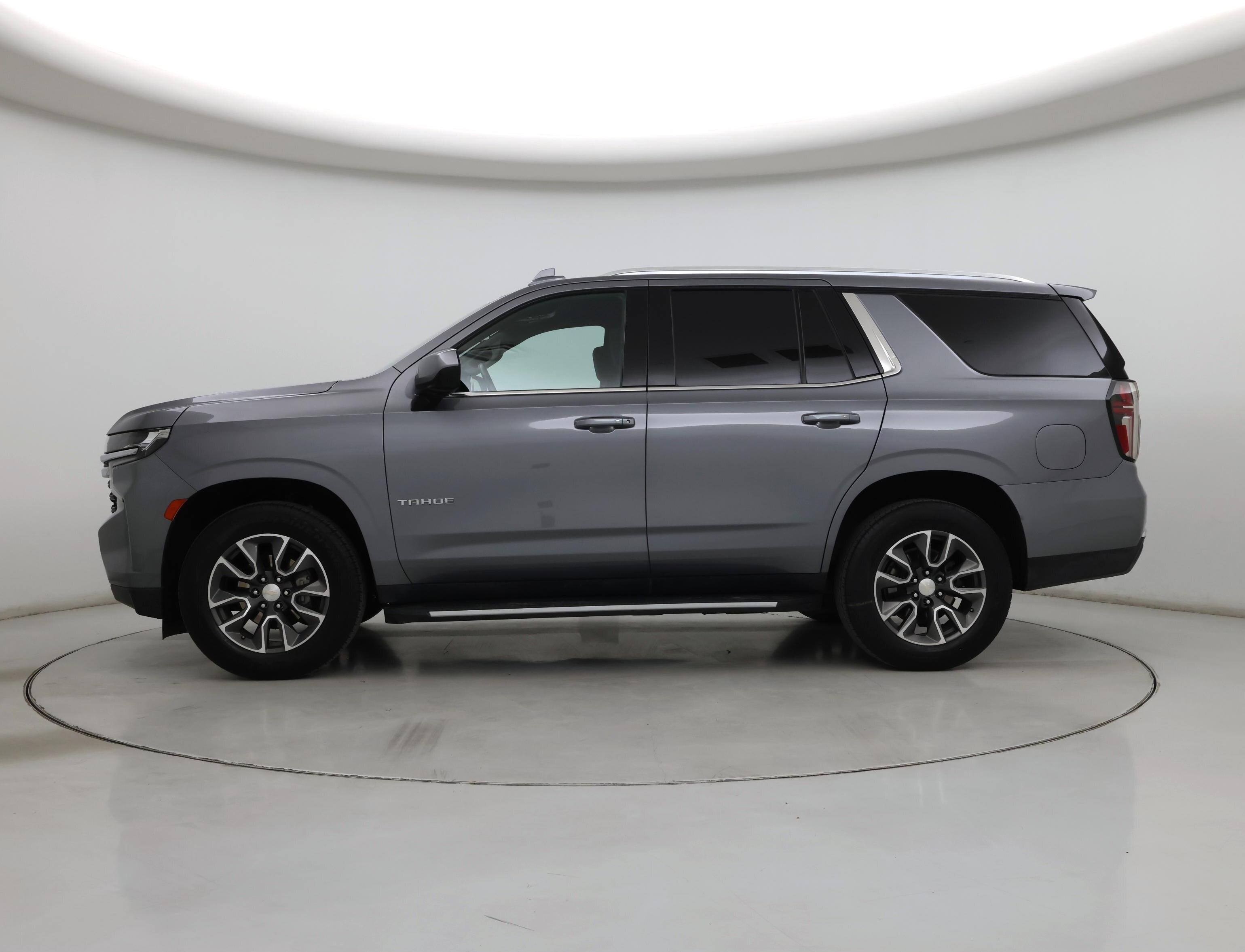 Thumbnail: 2021 Chevrolet Tahoe - 3
