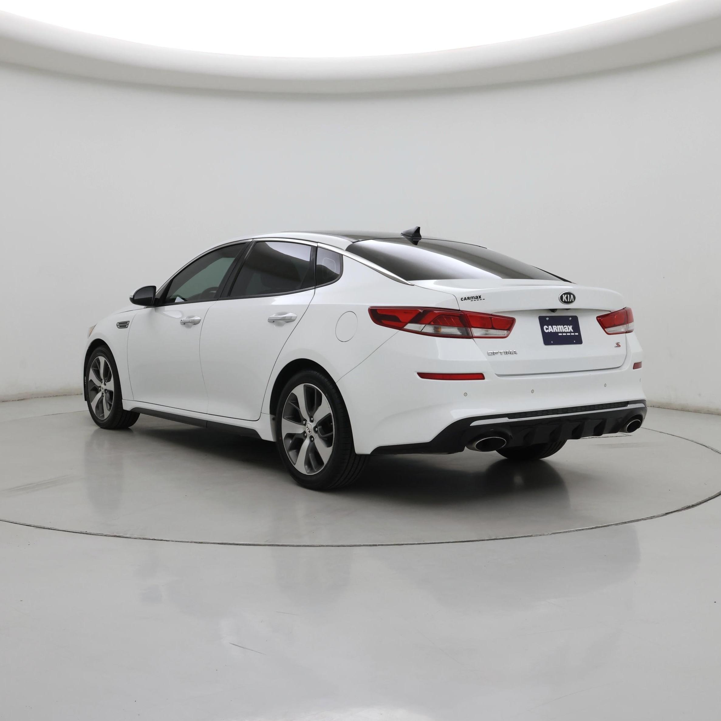 Thumbnail: 2019 Kia Optima - 2