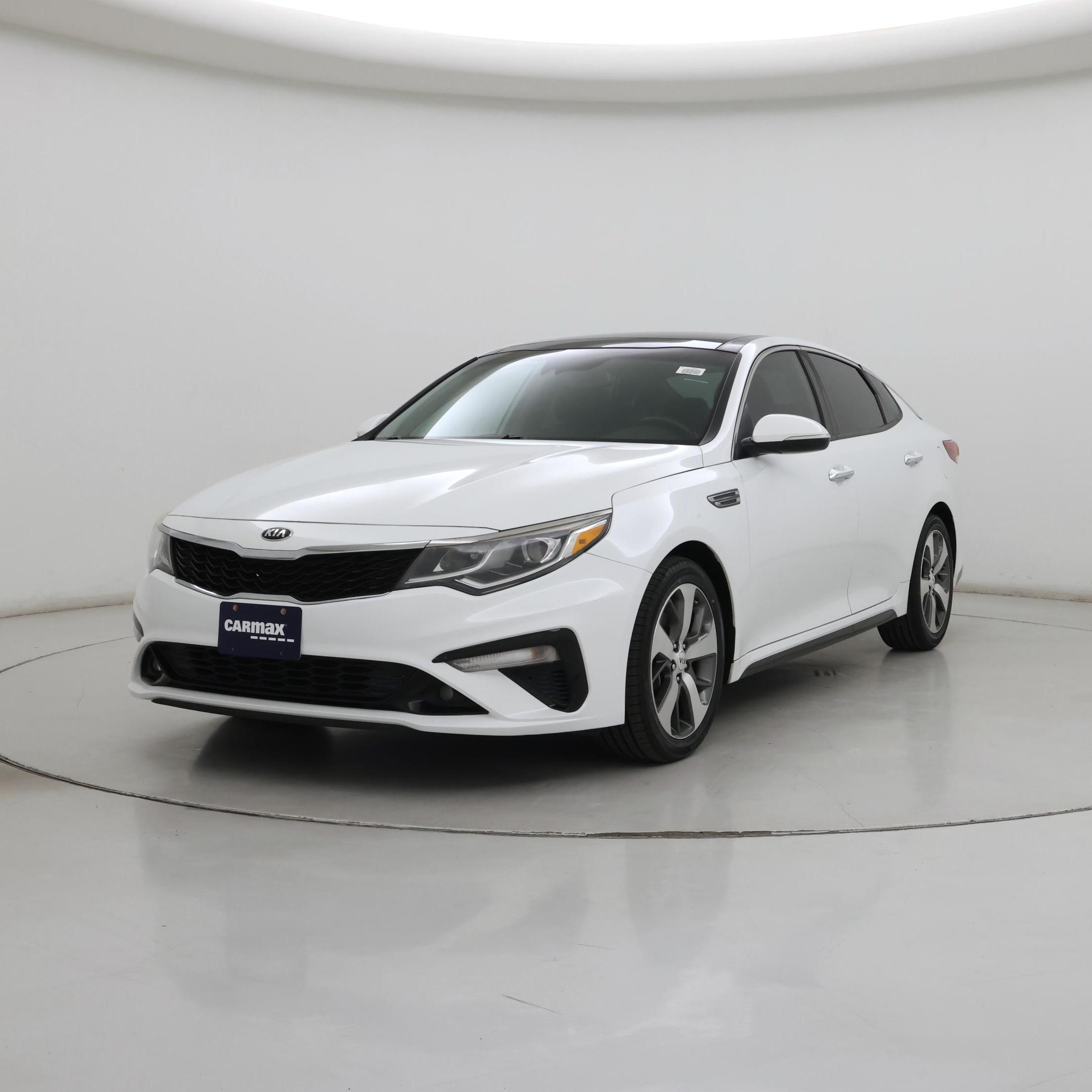 Thumbnail: 2019 Kia Optima - 4