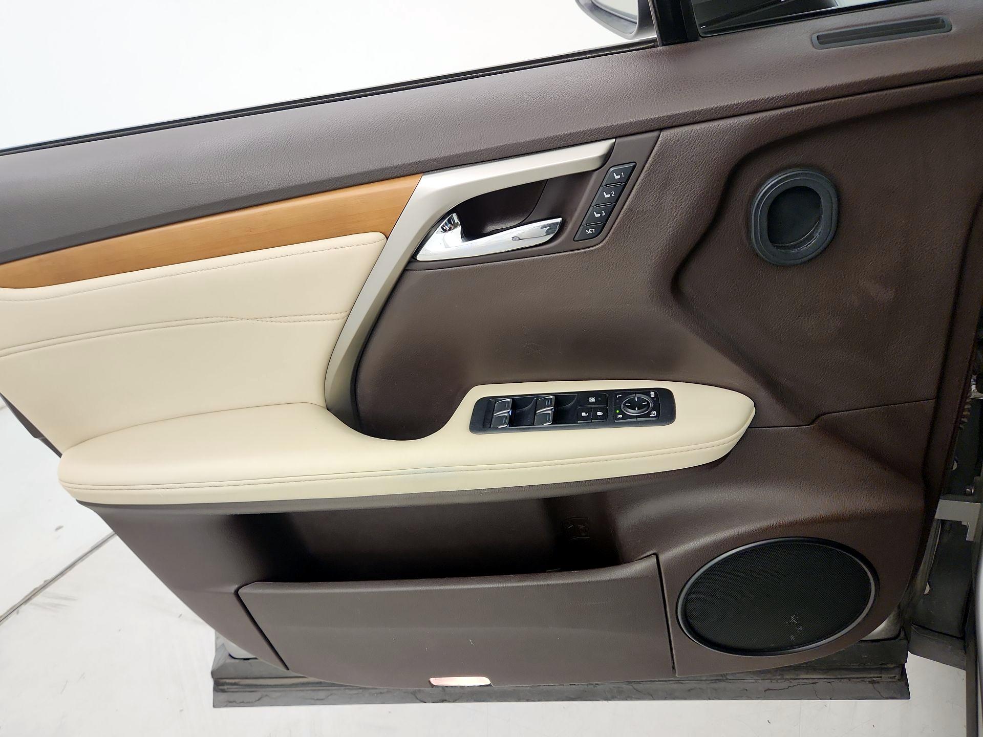 Thumbnail: 2019 Lexus RX - 12