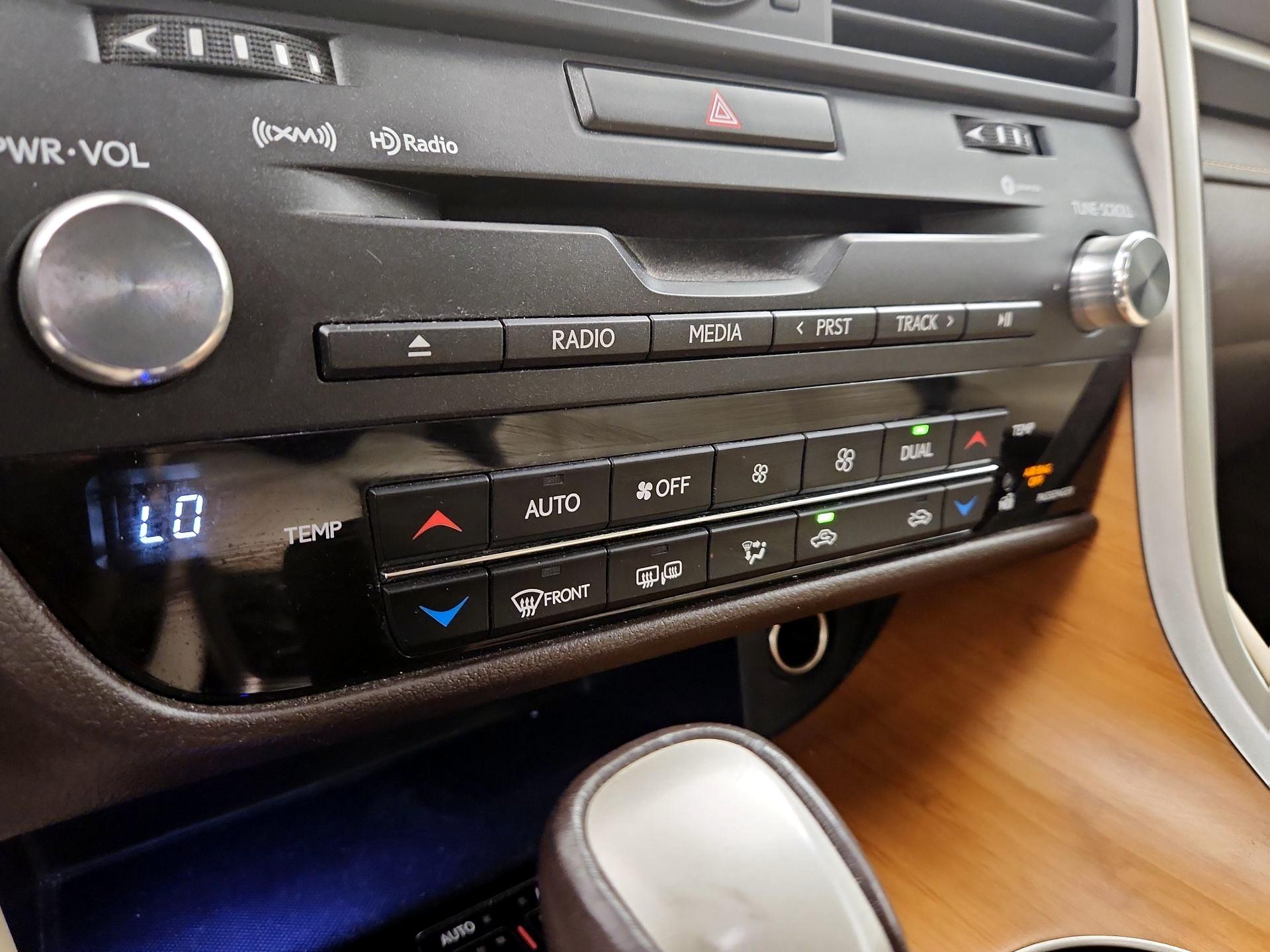 Thumbnail: 2019 Lexus RX - 16