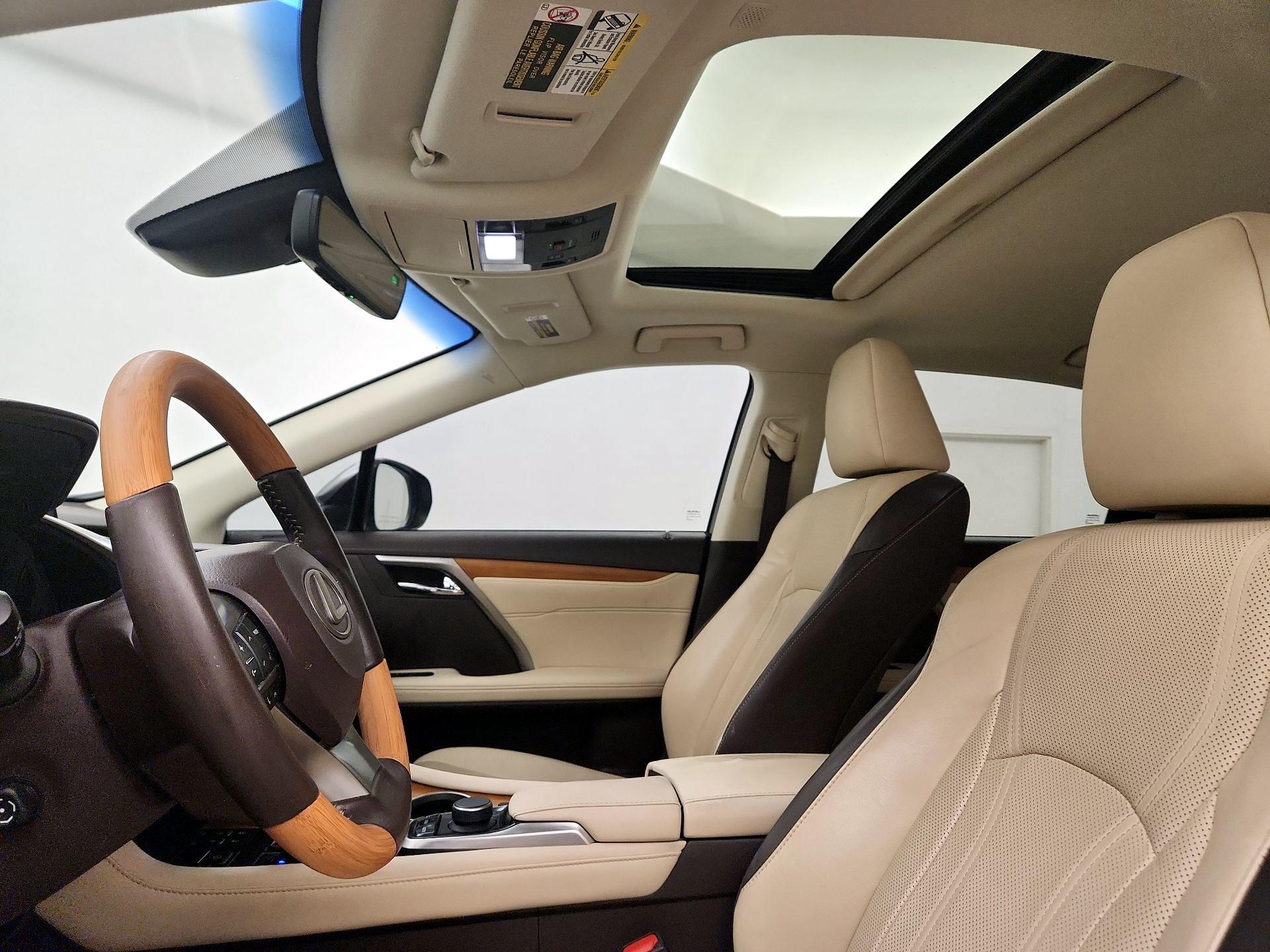 Thumbnail: 2019 Lexus RX - 18